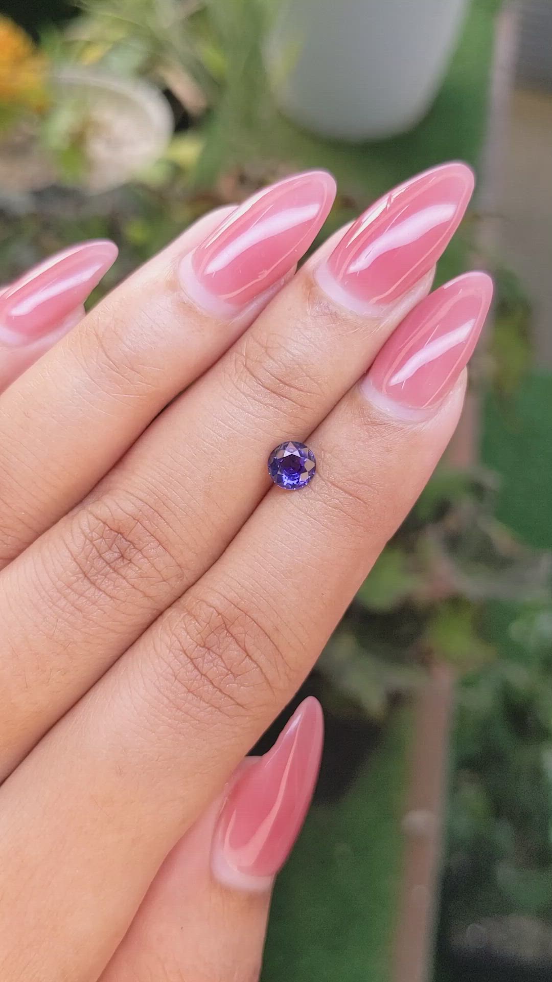 0.70 Ct. Color Change Sapphire from Ceylon (Sri Lanka) Size Video