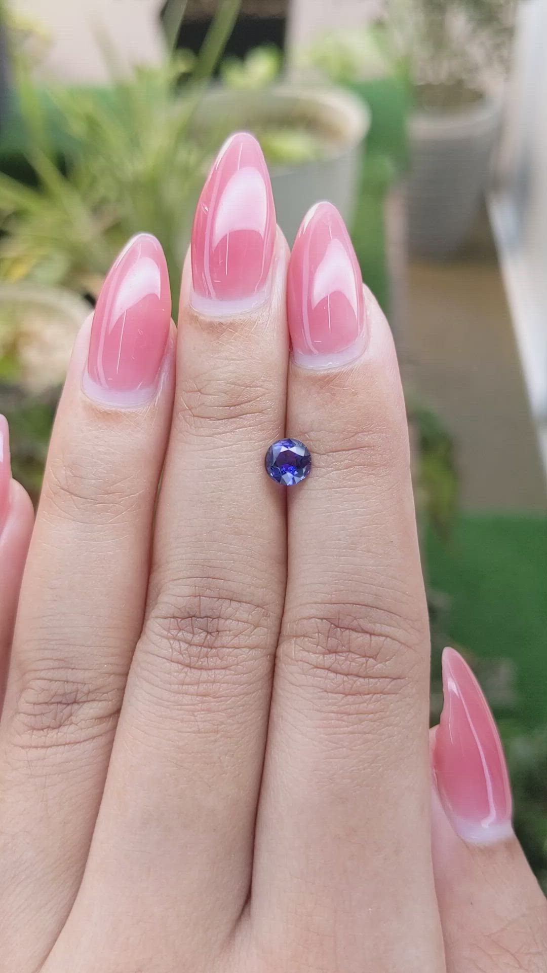 0.70 Ct. Color Change Sapphire from Ceylon (Sri Lanka) Size Video