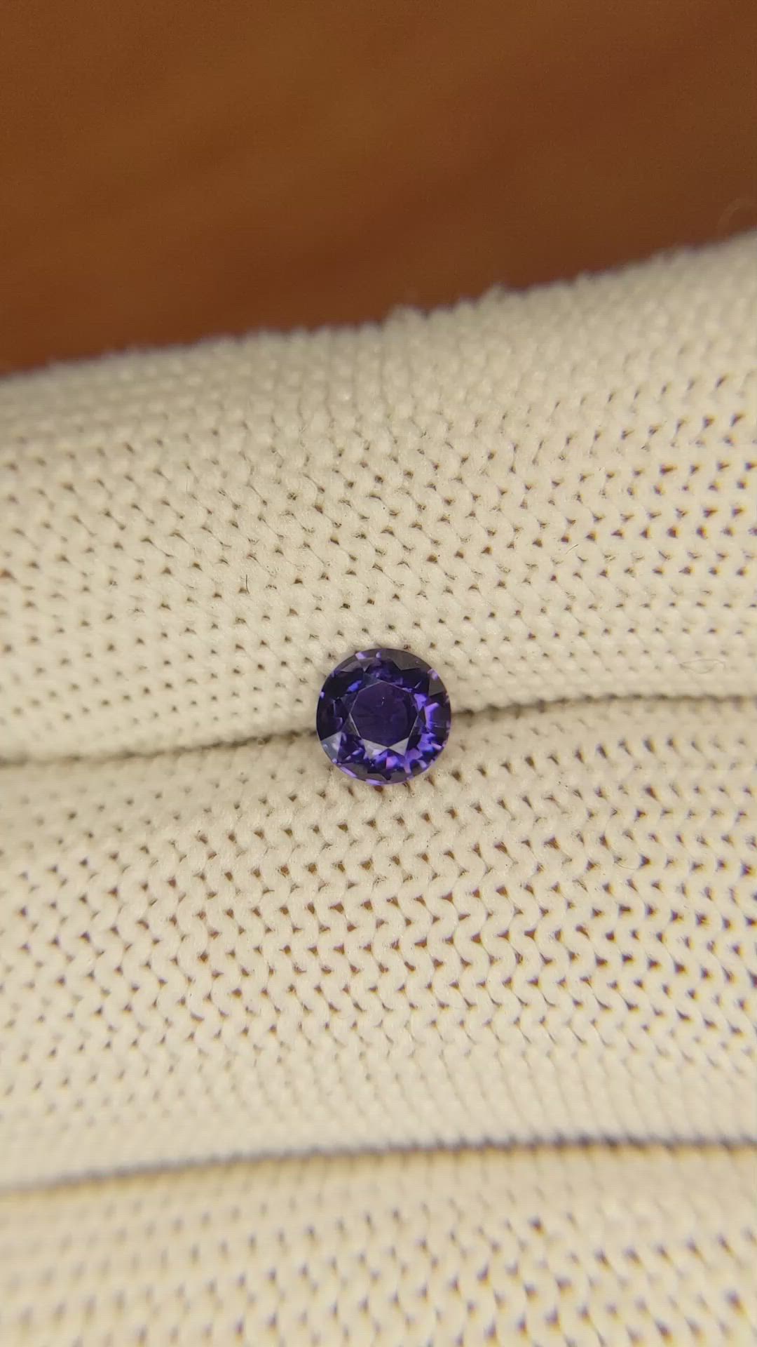 0.70 Ct. Color Change Sapphire from Ceylon (Sri Lanka) Size Video