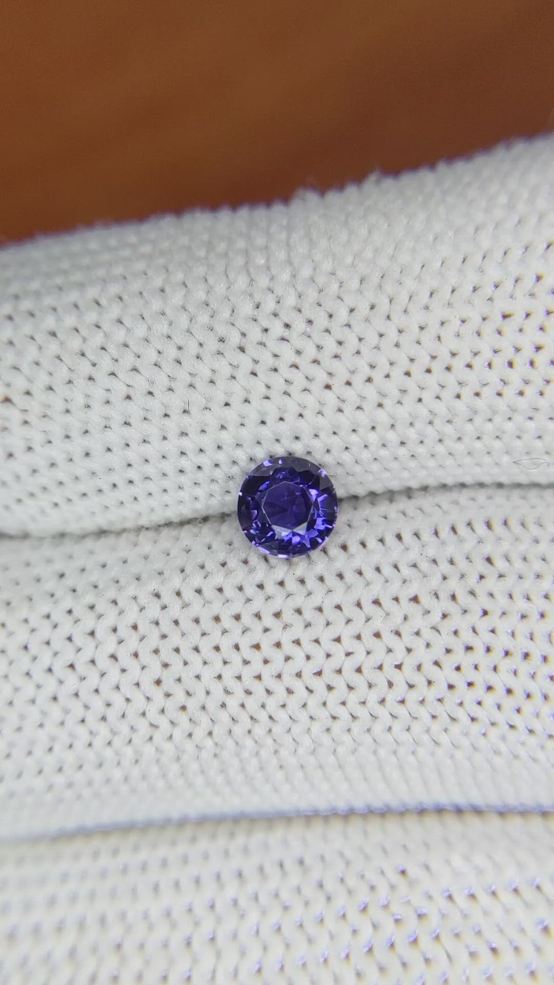 0.70 Ct. Color Change Sapphire from Ceylon (Sri Lanka) Size Video
