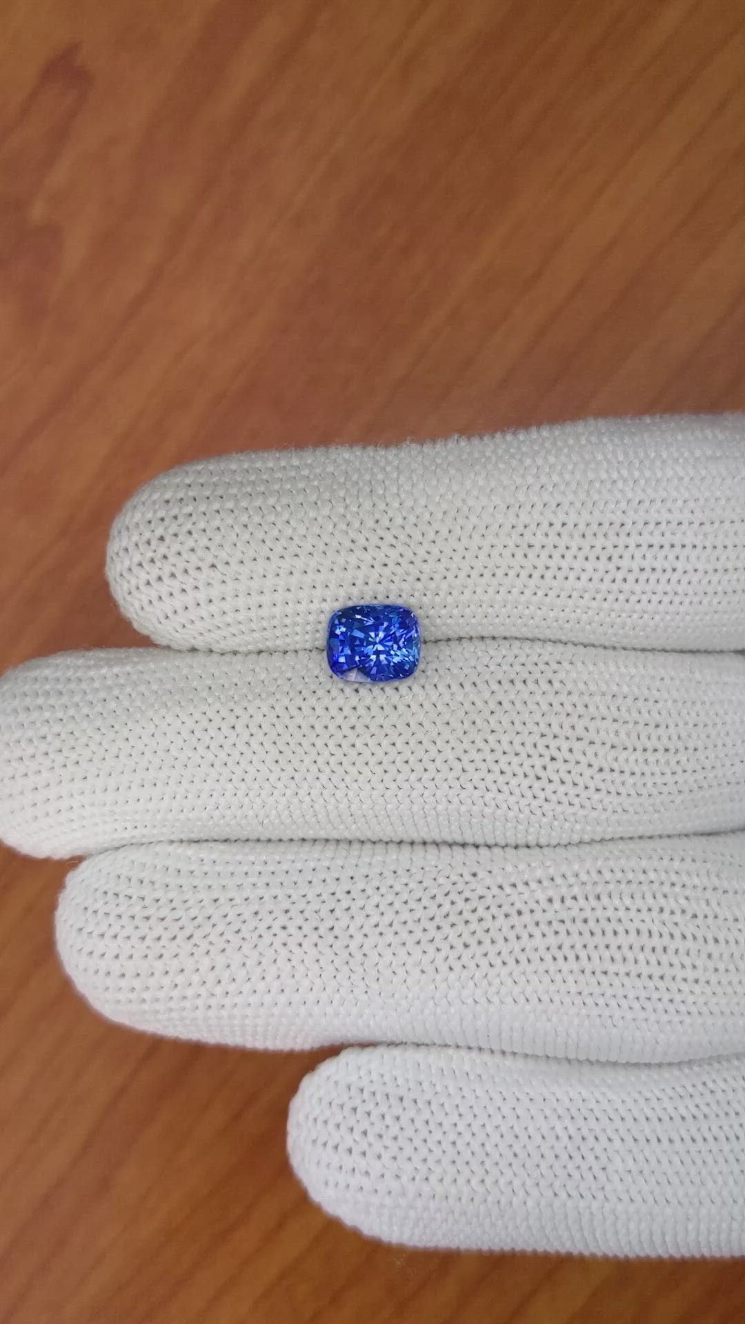 2.09 Ct. Blue Sapphire from Ceylon (Sri Lanka) Size Video