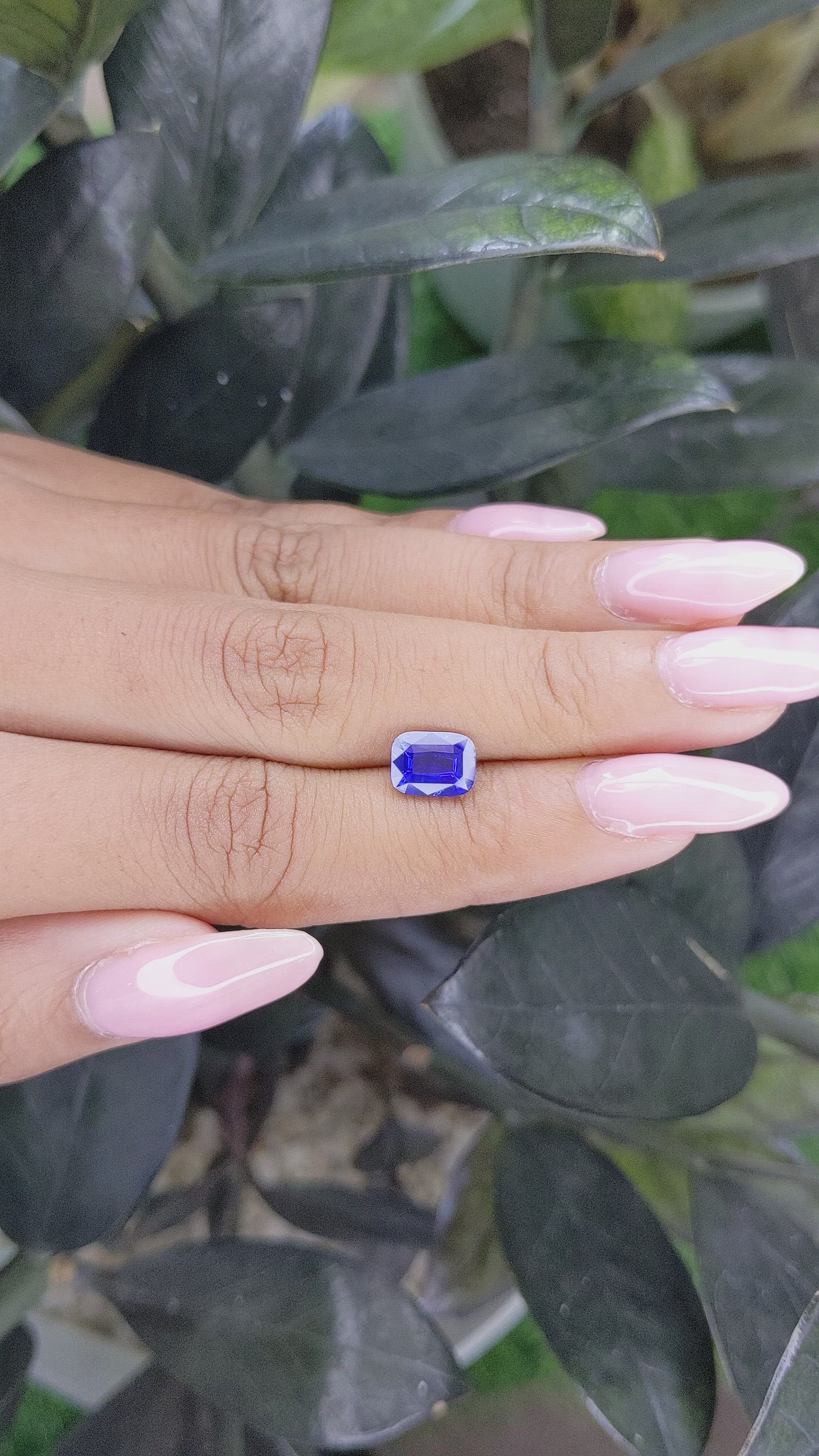 1.92 Ct. Blue Sapphire from Ceylon (Sri Lanka) Size Video