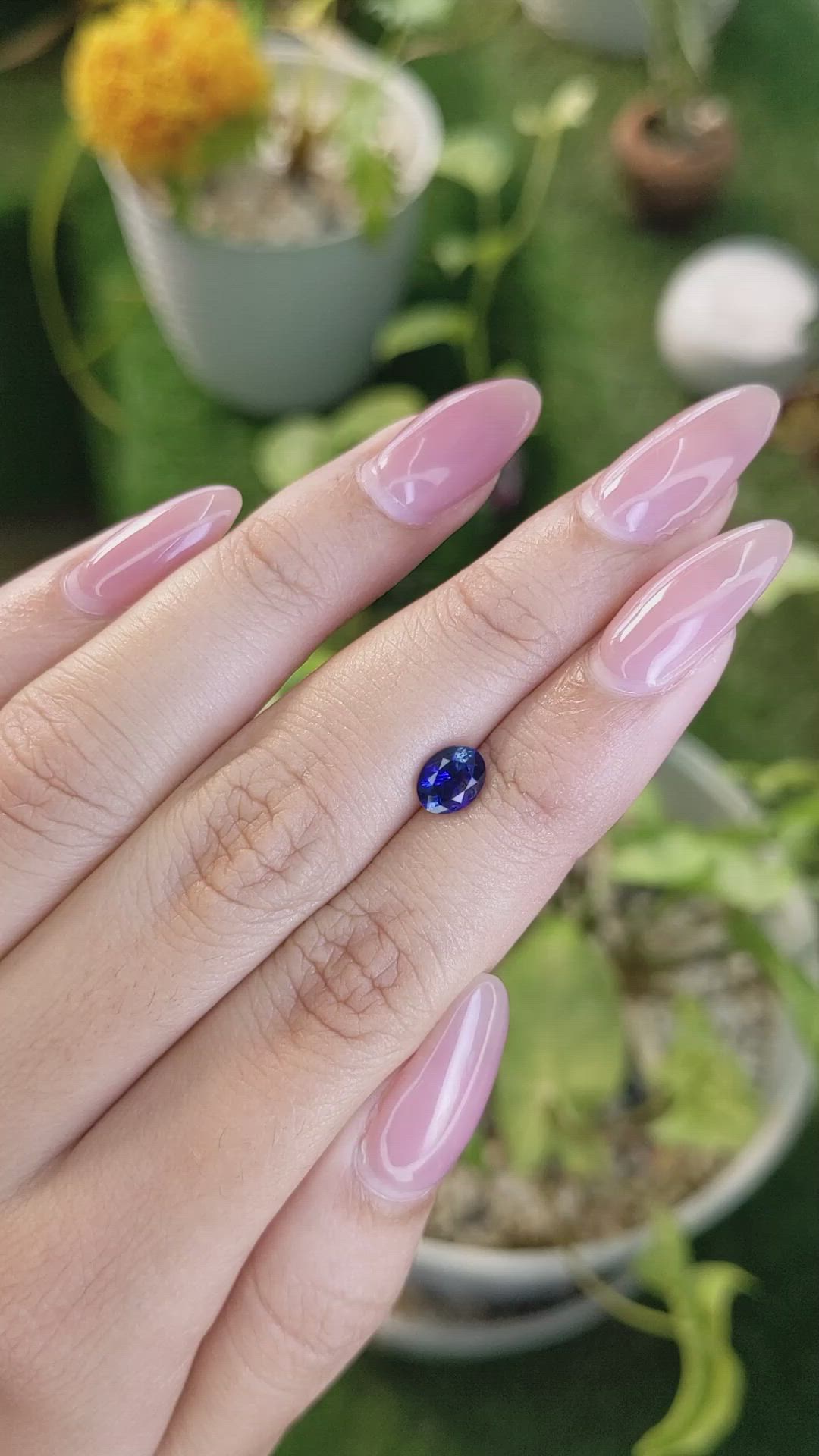1.01 Ct. Blue Sapphire from Ceylon (Sri Lanka) Size Video