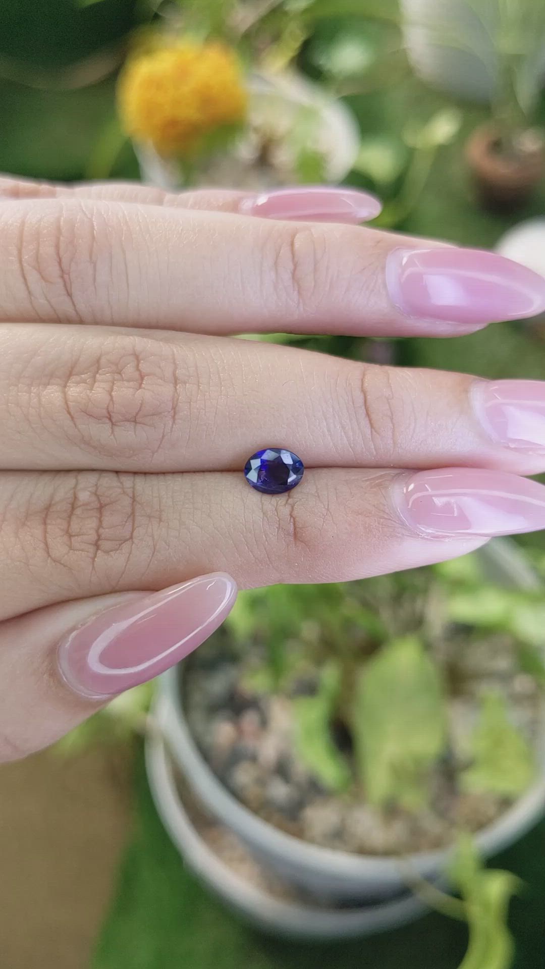 1.01 Ct. Blue Sapphire from Ceylon (Sri Lanka) Size Video