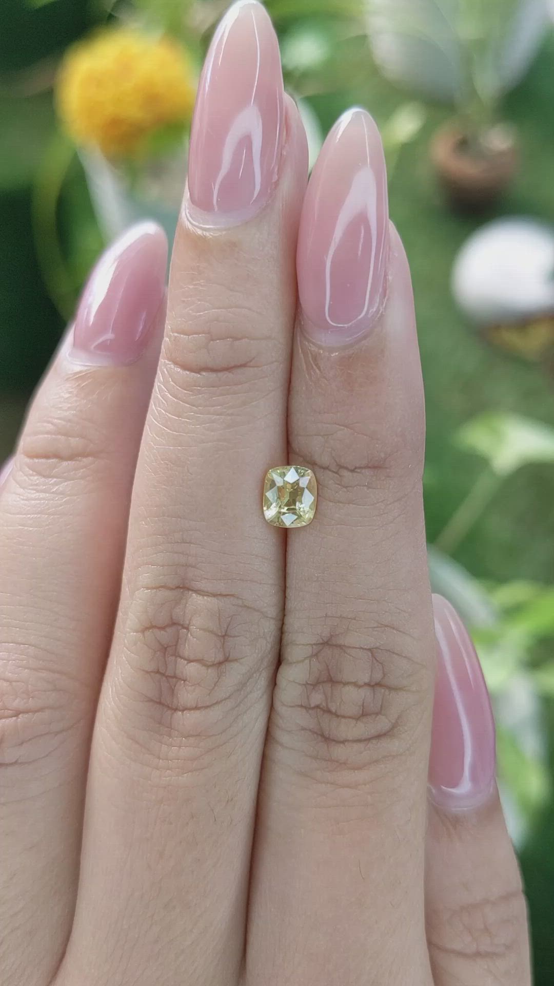 0.85 Ct. Yellow Sapphire from Ceylon (Sri Lanka) Size Video