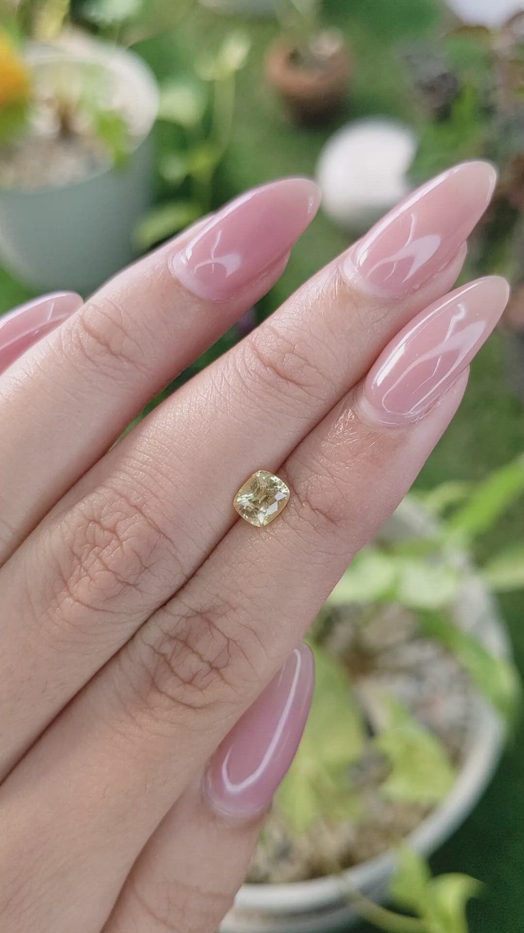 0.85 Ct. Yellow Sapphire from Ceylon (Sri Lanka) Size Video