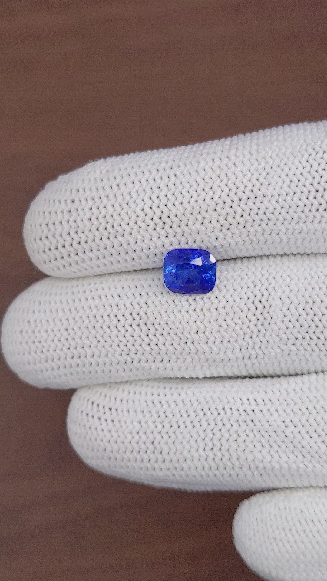2.00 Ct. Blue Sapphire from Ceylon (Sri Lanka) Size Video