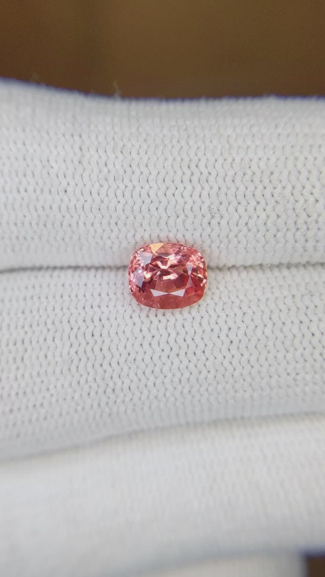 1.64 Ct. Padparadscha Sapphire from Ceylon (Sri Lanka) Size Video