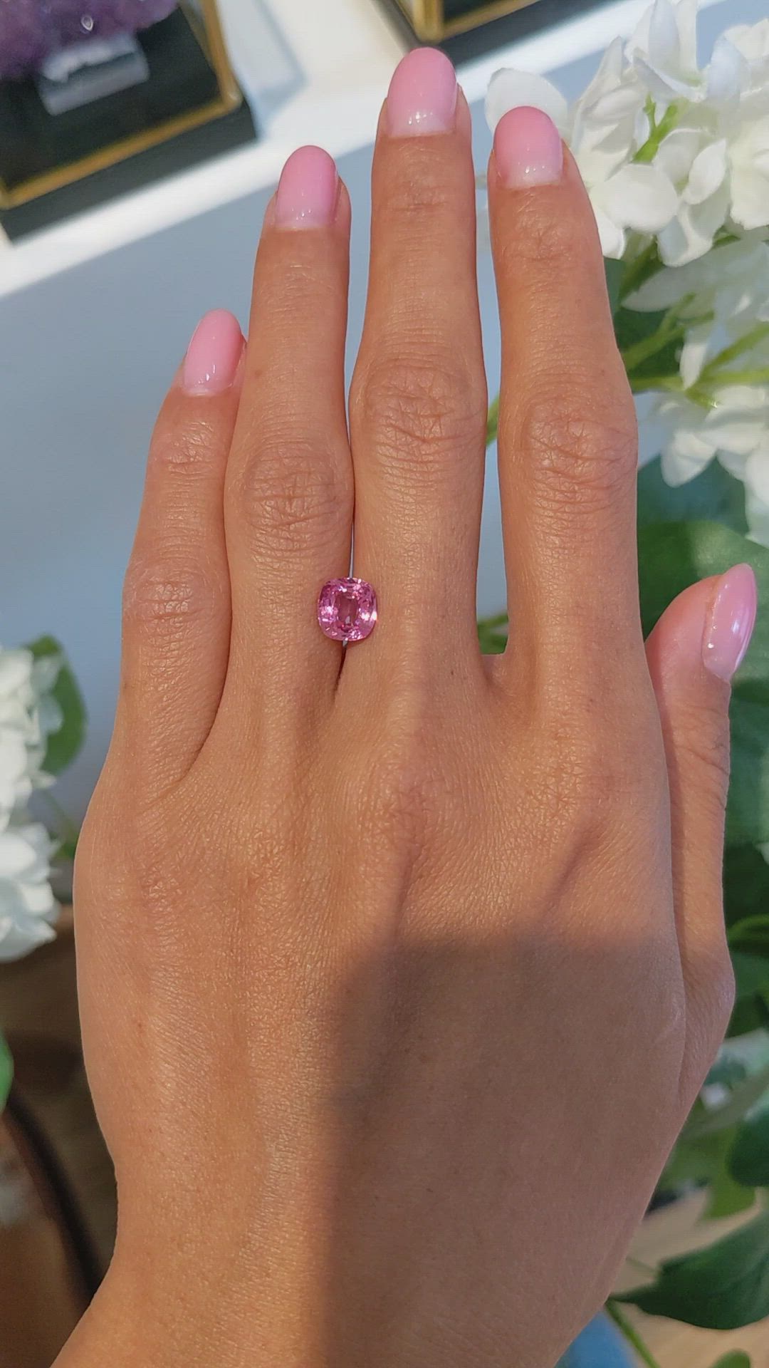 2.12 Ct. Padparadscha Sapphire from Ceylon (Sri Lanka) Size Video