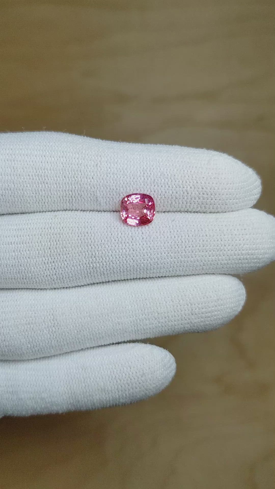 2.12 Ct. Padparadscha Sapphire from Ceylon (Sri Lanka) Size Video