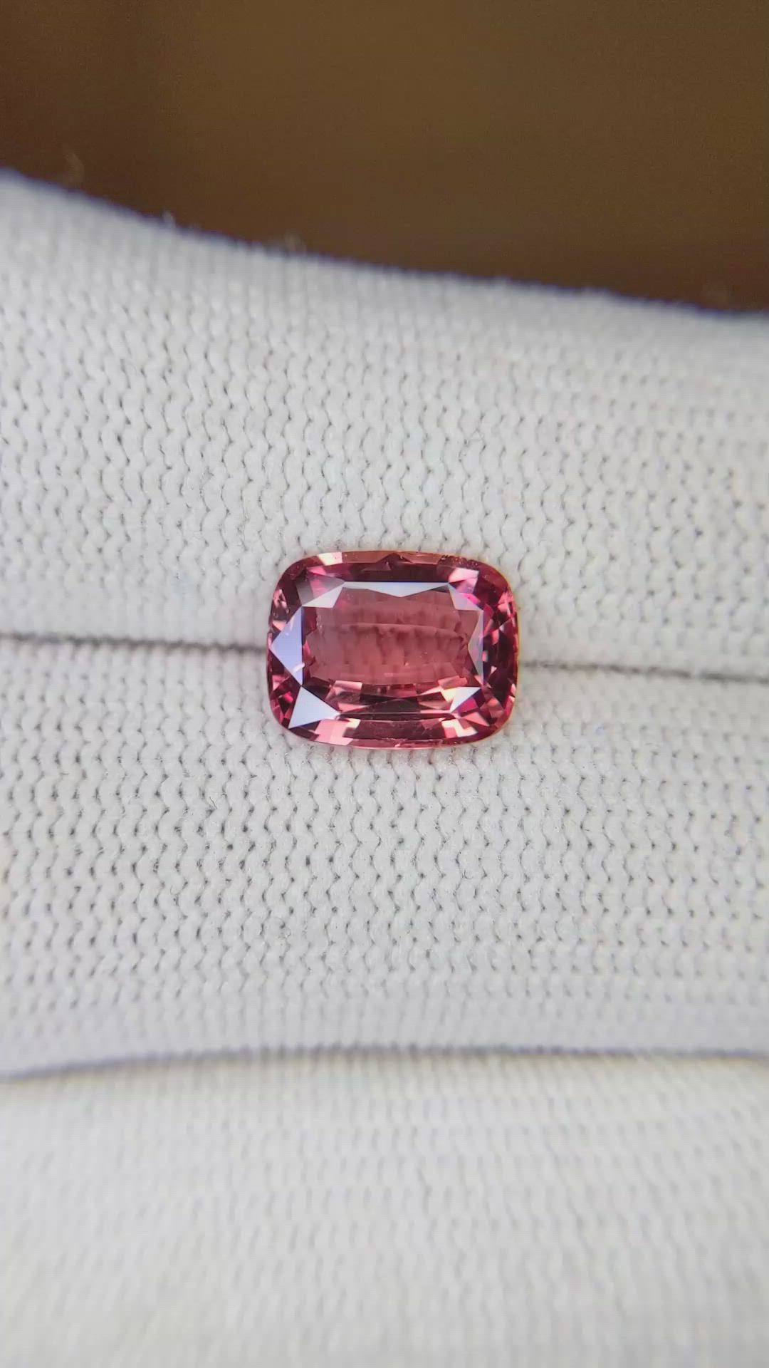 3.00 Ct. Padparadscha Sapphire from Madagascar Size Video