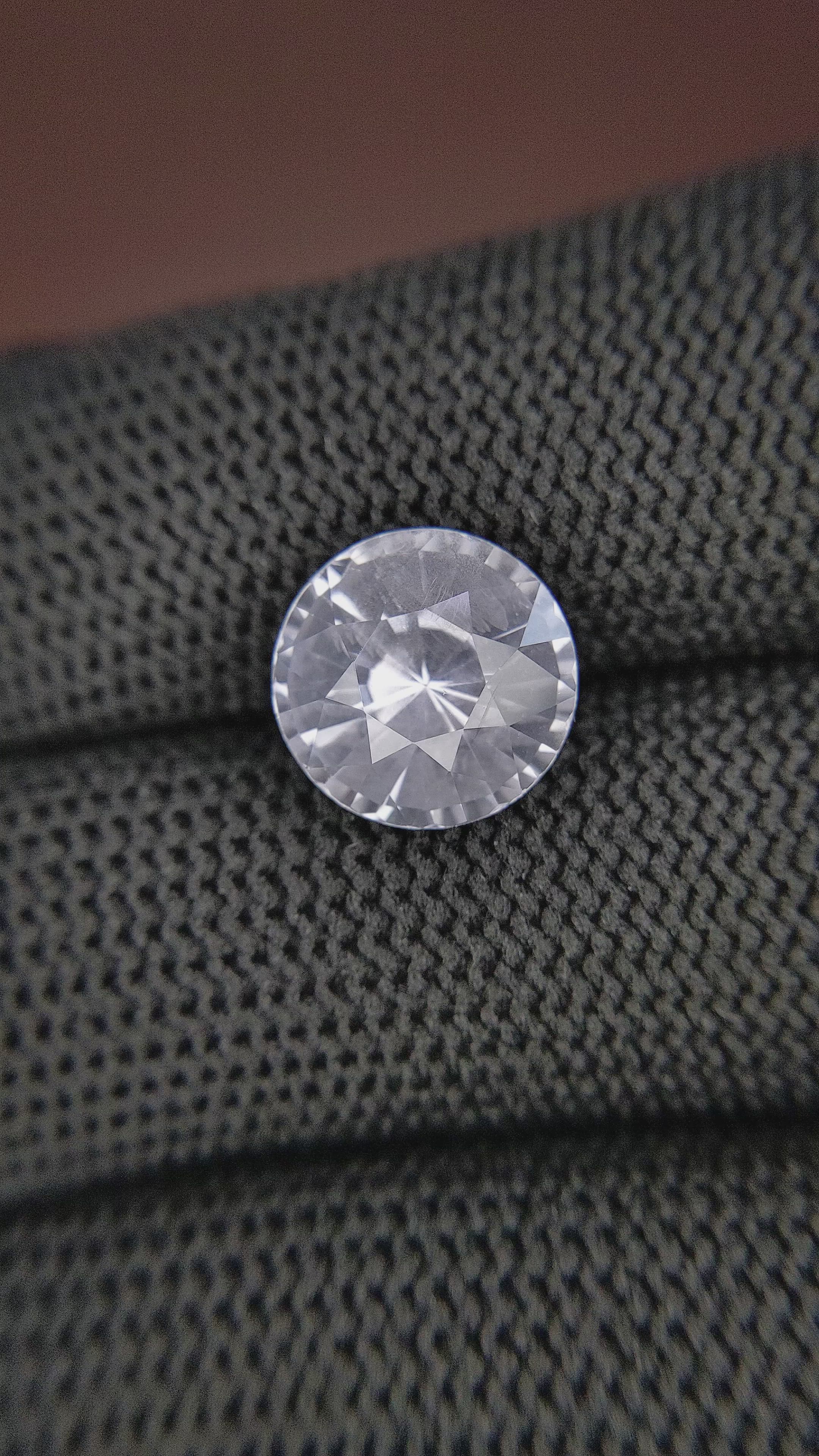 6.04 Ct. White Sapphire from Ceylon (Sri Lanka) Size Video