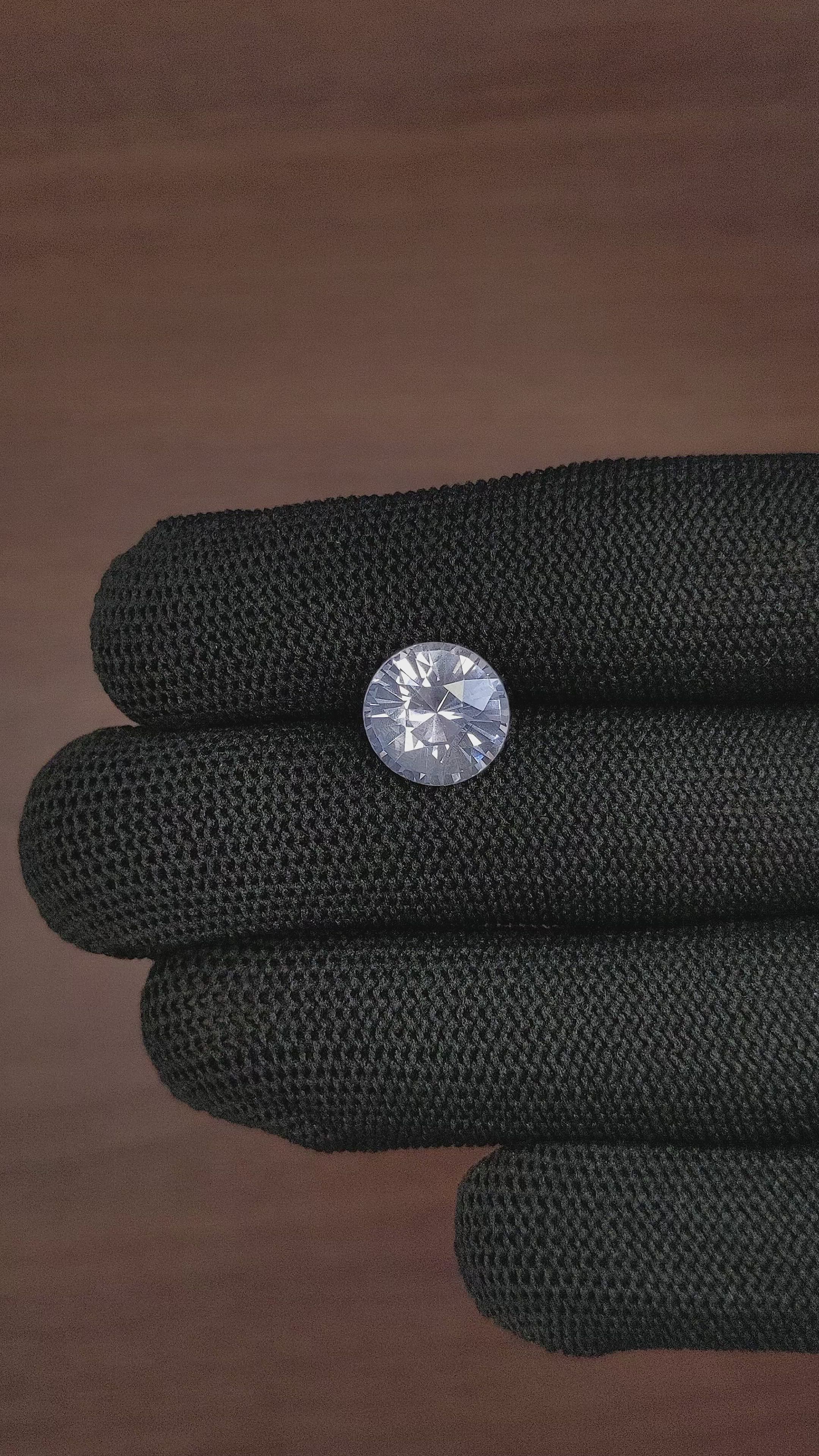 6.04 Ct. White Sapphire from Ceylon (Sri Lanka) Size Video