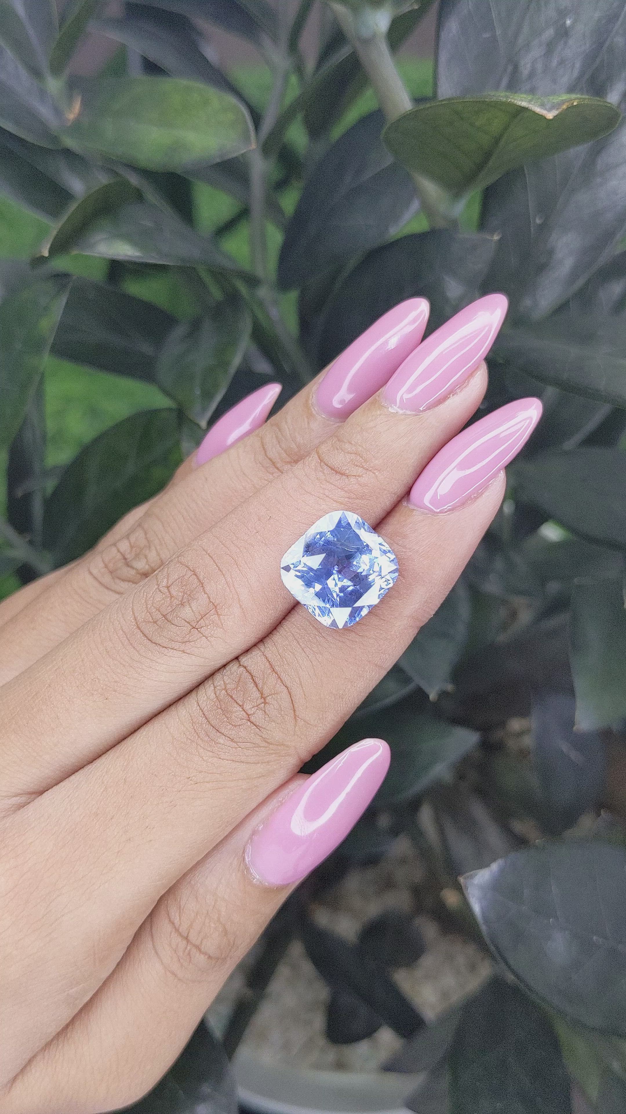 11.11 Ct. Blue Sapphire from Ceylon (Sri Lanka) Size Video
