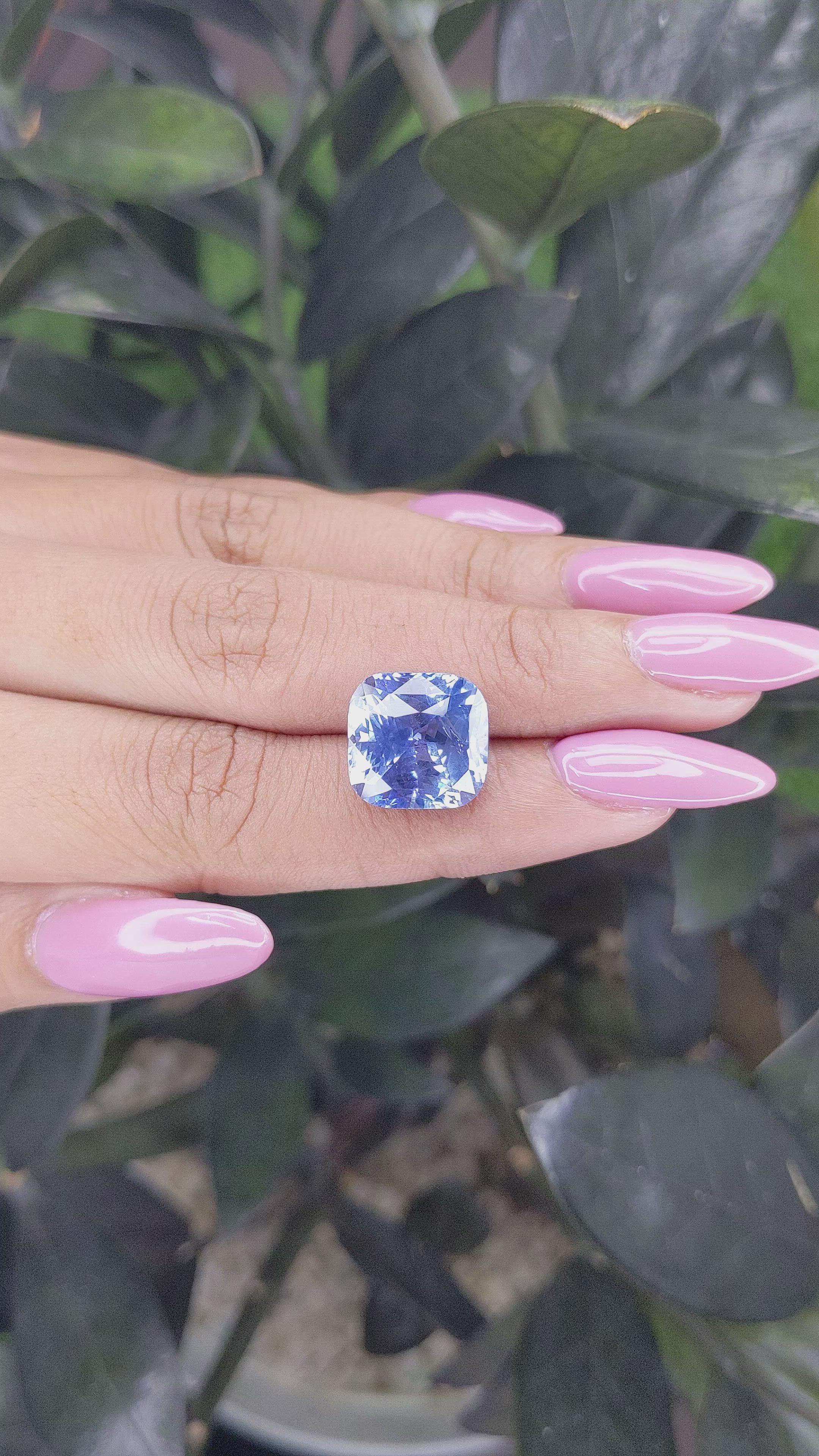 11.11 Ct. Blue Sapphire from Ceylon (Sri Lanka) Size Video