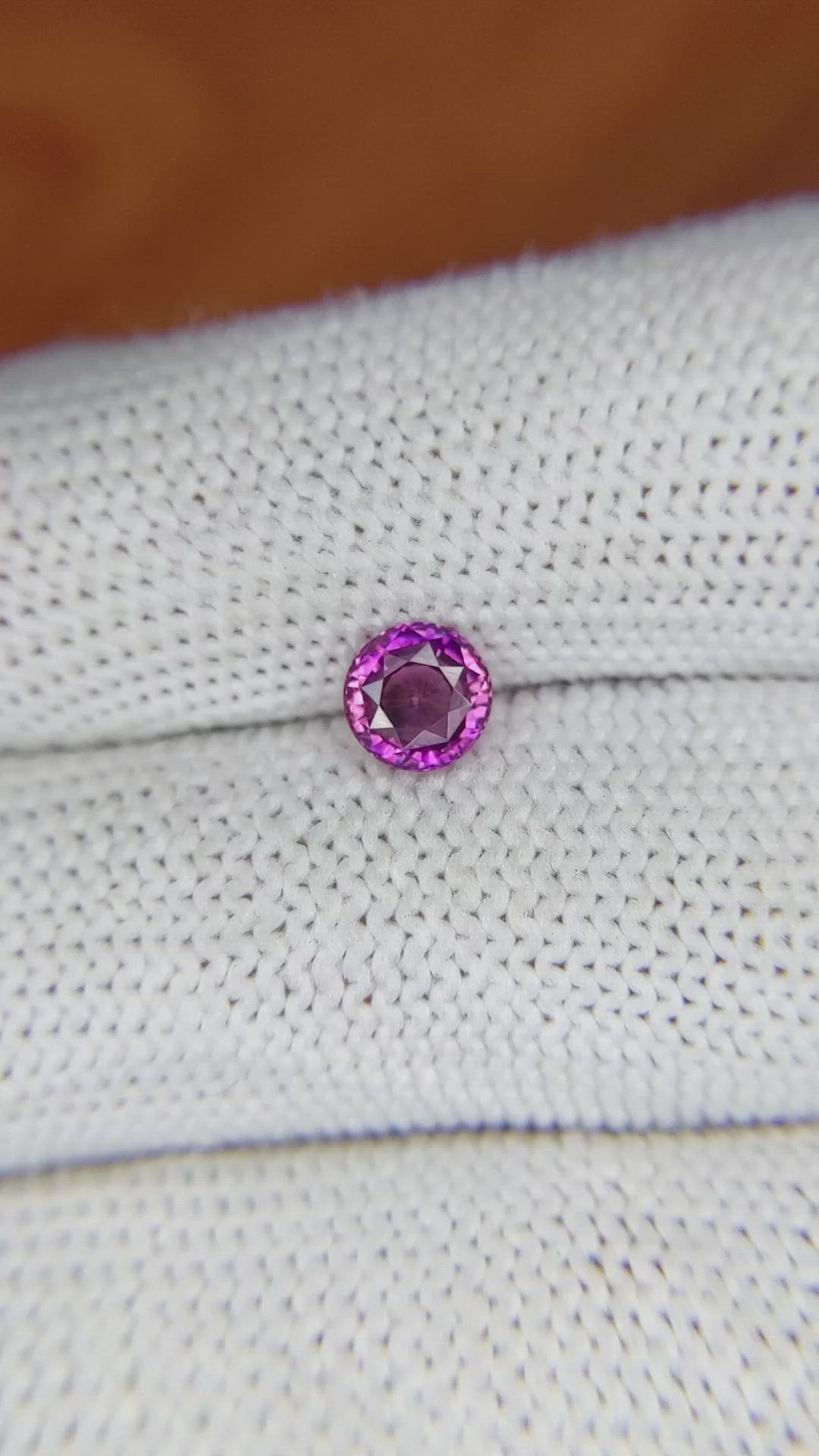0.88 Ct. Pinkish Purple Sapphire from Ceylon (Sri Lanka) Size Video