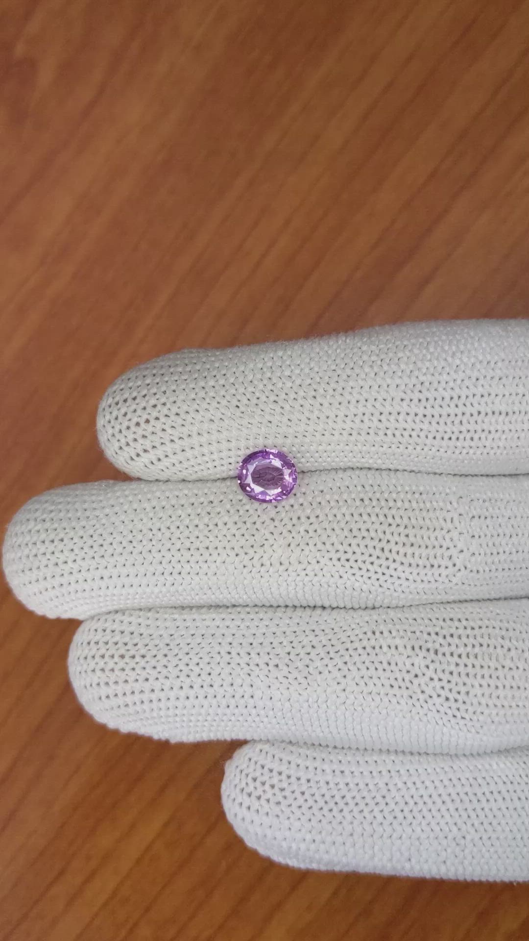 1.13 Ct. Pinkish Purple Sapphire from Ceylon (Sri Lanka) Size Video