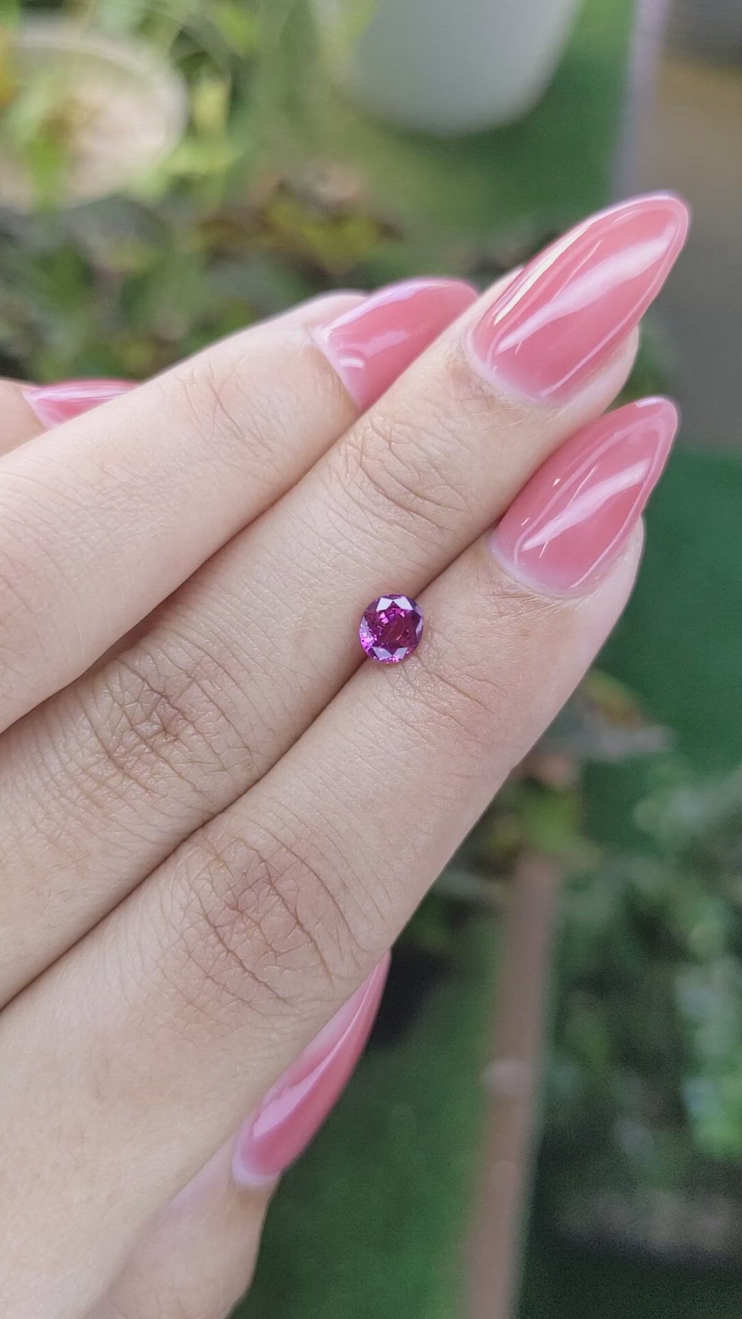 0.65 Ct. Purplish Pink Sapphire from Ceylon (Sri Lanka) Size Video