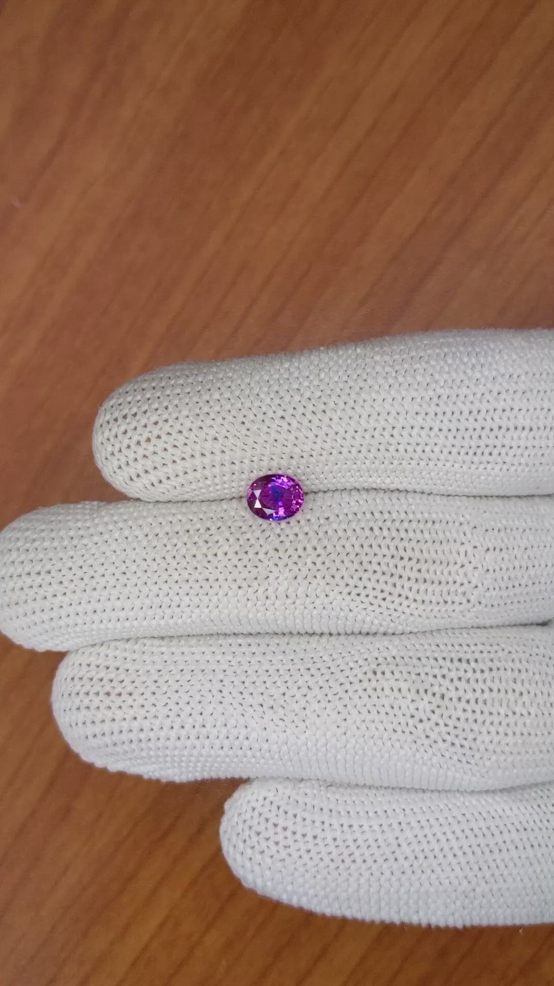 0.82 Ct. Pinkish Purple Sapphire from Ceylon (Sri Lanka) Size Video
