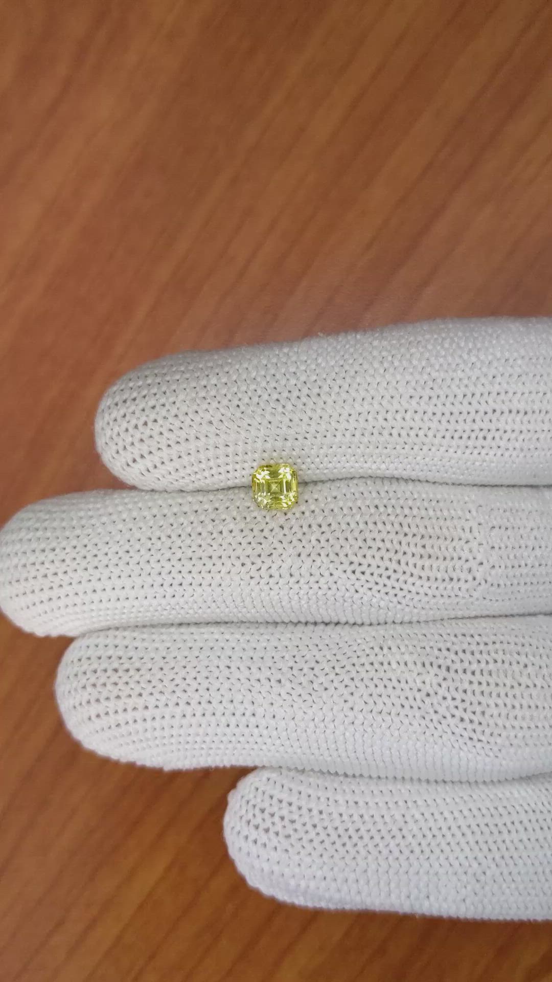 0.98 Ct. Yellow Sapphire from Ceylon (Sri Lanka) Size Video