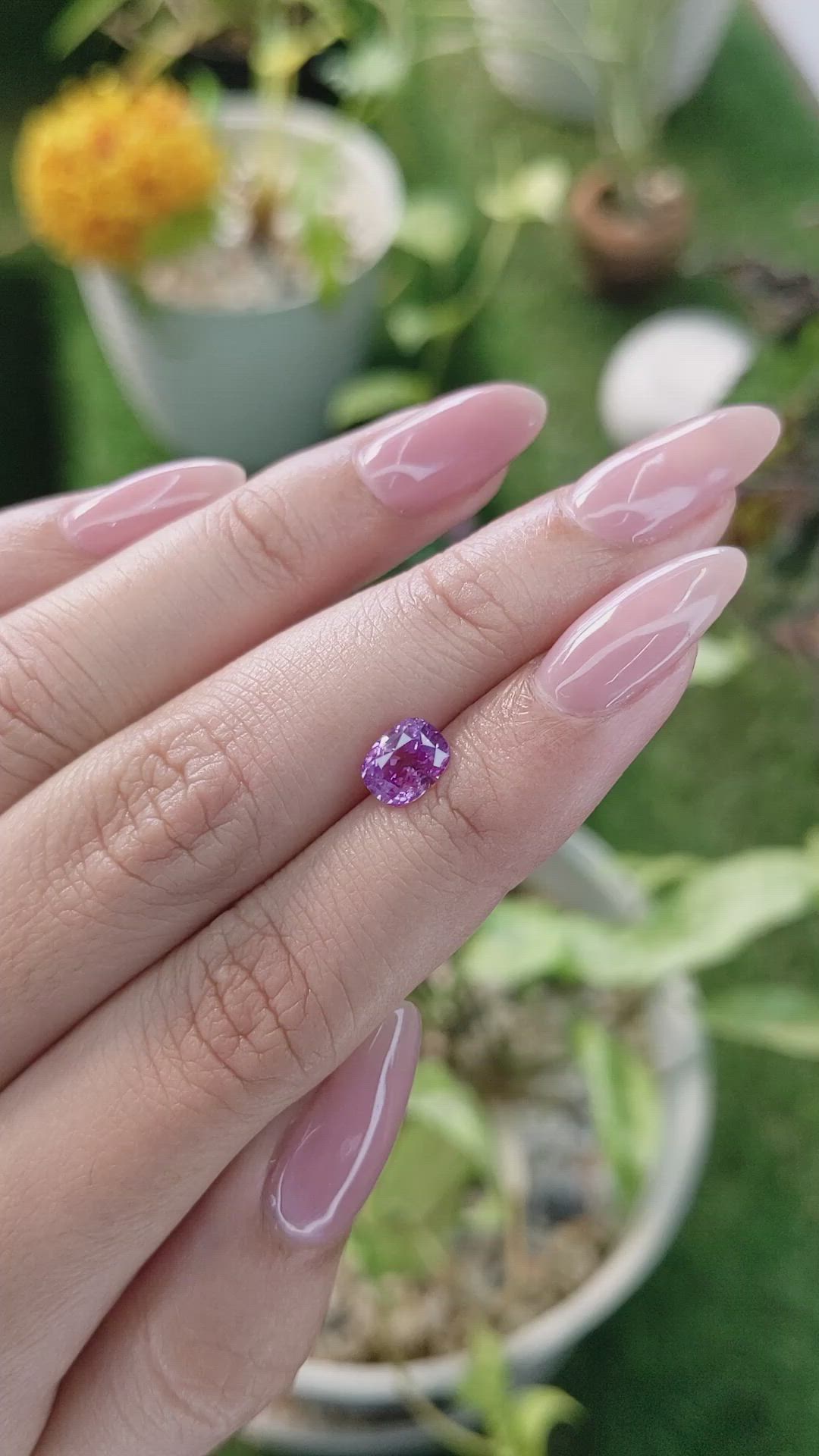 1.72 Ct. Pinkish Purple Sapphire from Ceylon (Sri Lanka) Size Video