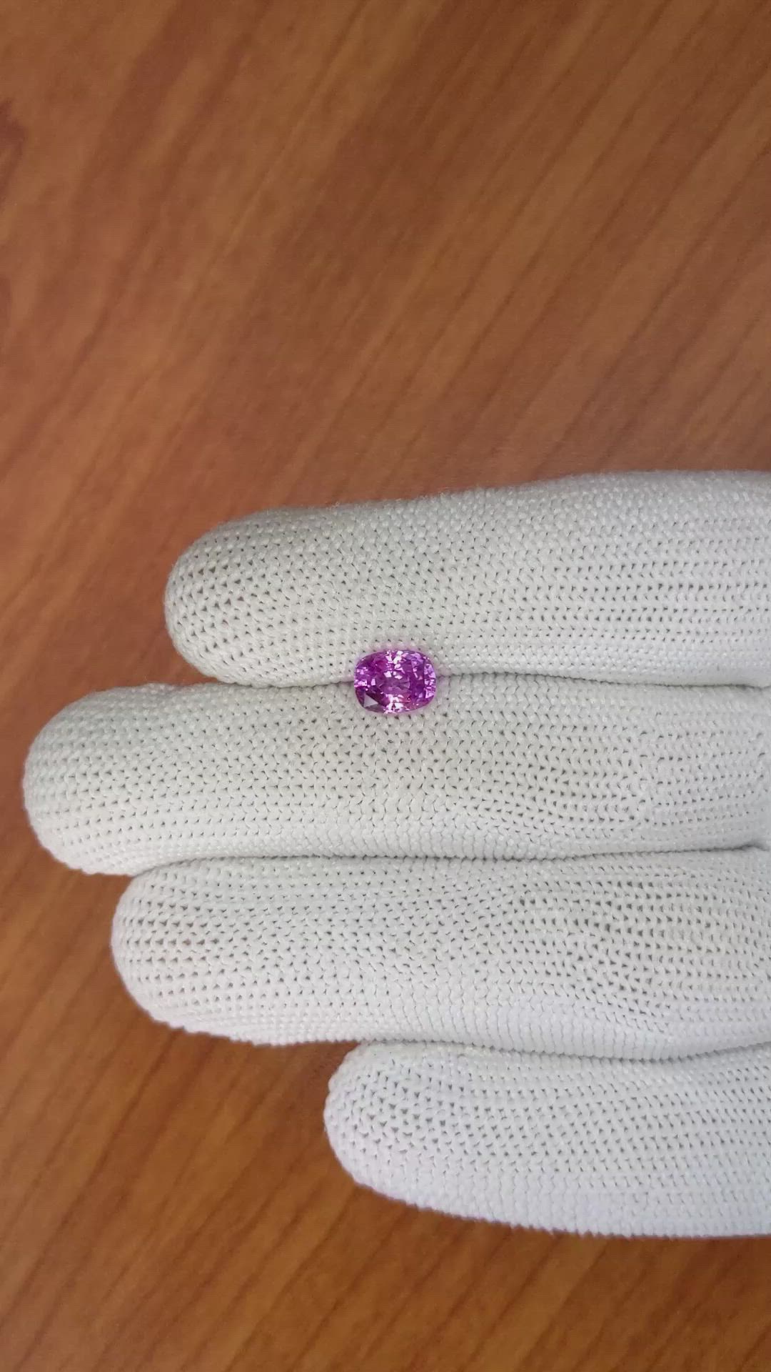 1.72 Ct. Pinkish Purple Sapphire from Ceylon (Sri Lanka) Size Video