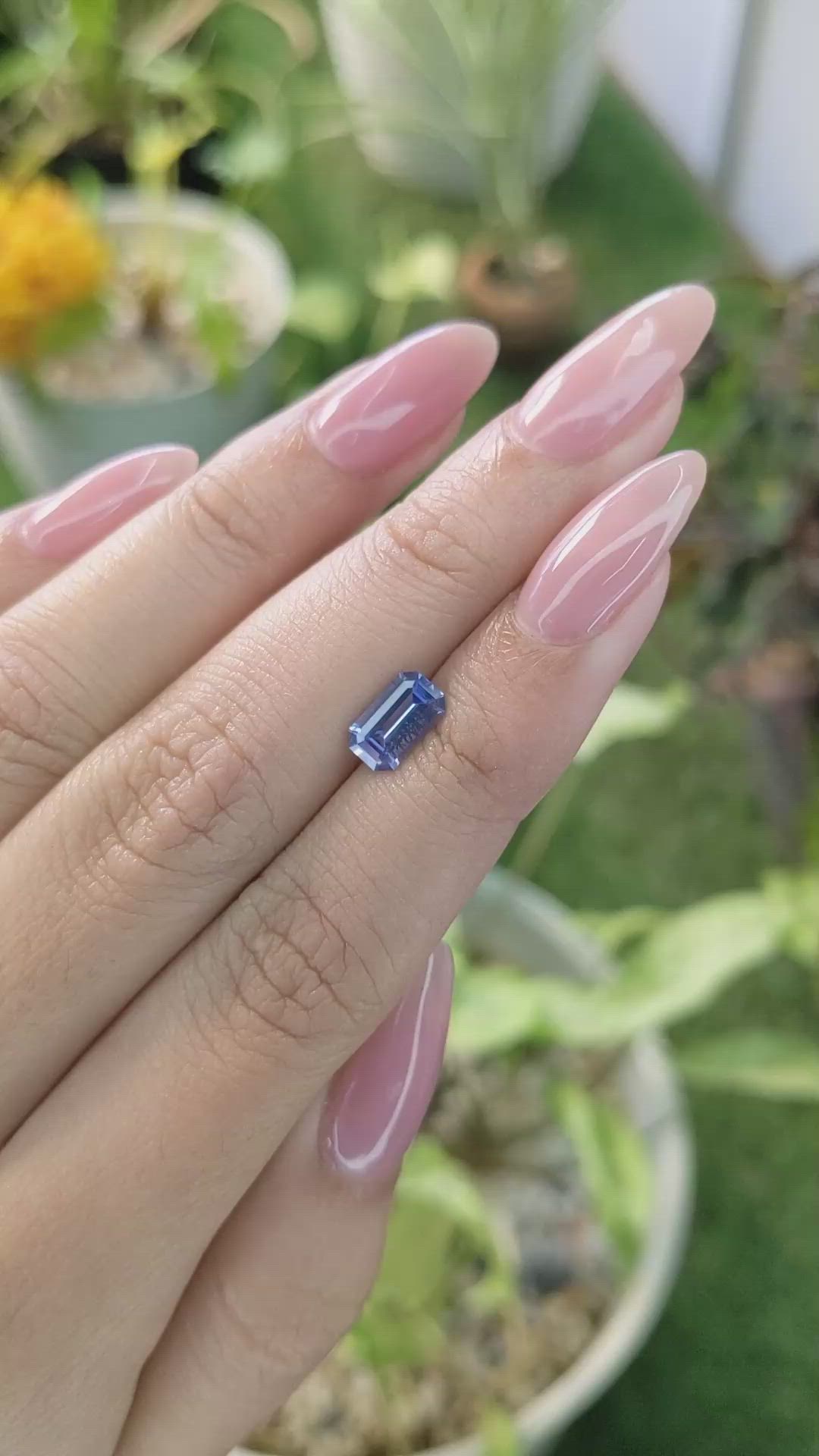 1.25 Ct. Blue Sapphire from Ceylon (Sri Lanka) Size Video