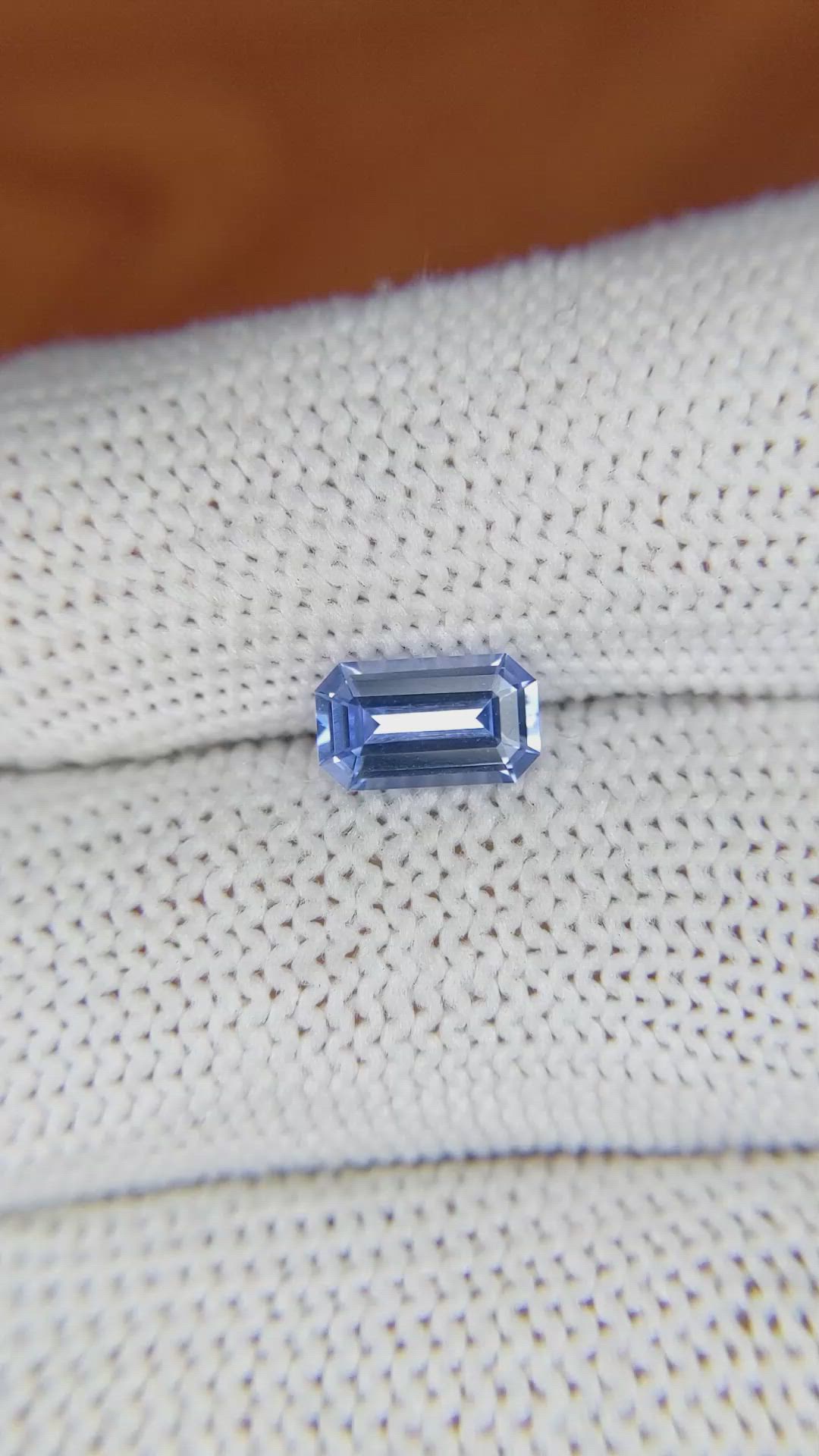 1.25 Ct. Blue Sapphire from Ceylon (Sri Lanka) Size Video