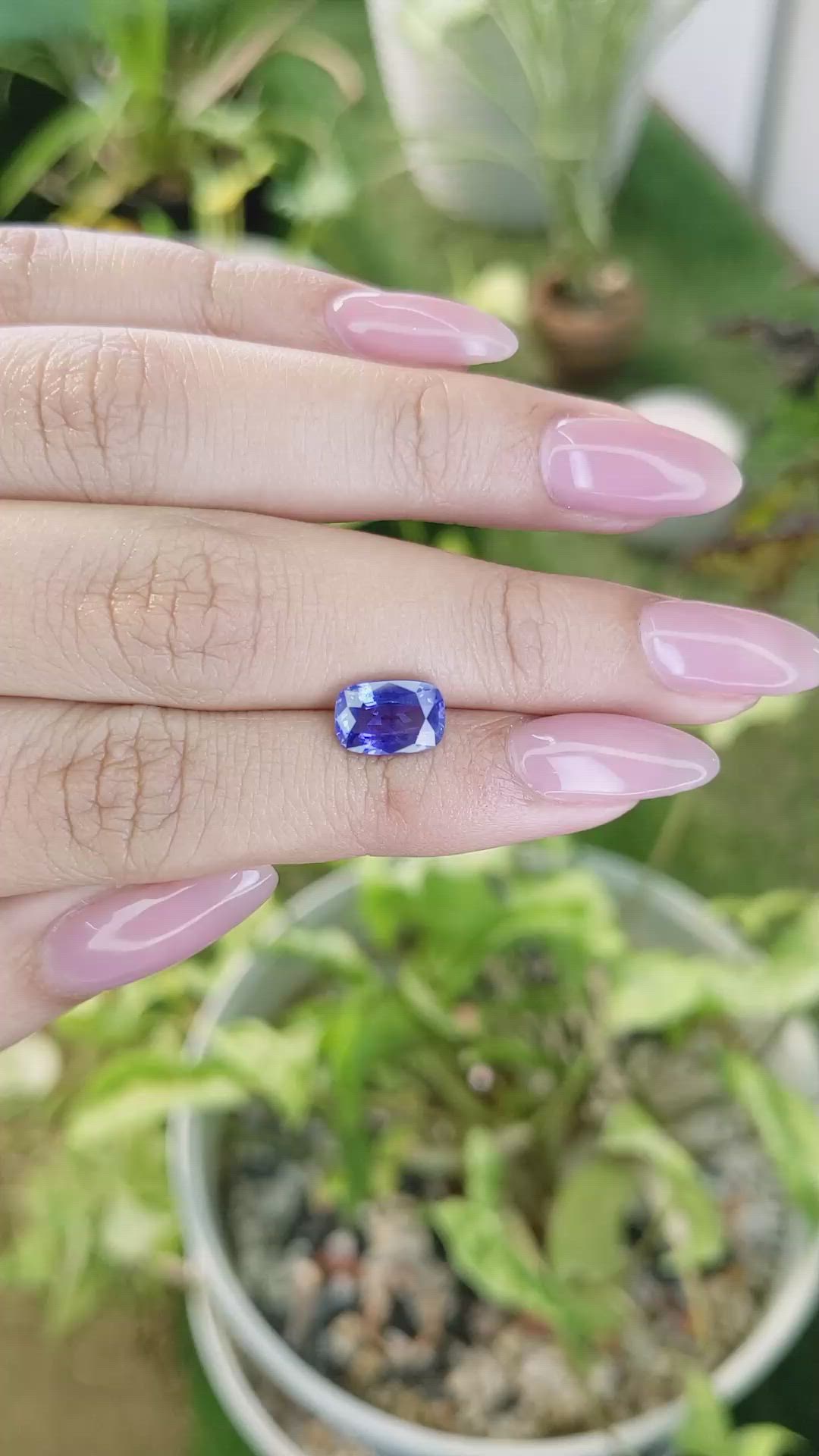 2.55 Ct. Blue Sapphire from Ceylon (Sri Lanka) Size Video