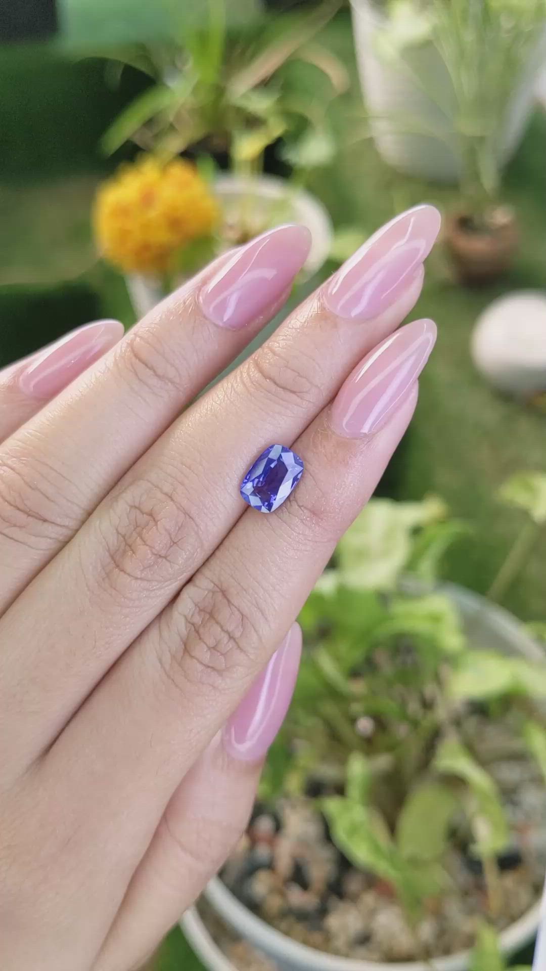 2.55 Ct. Blue Sapphire from Ceylon (Sri Lanka) Size Video