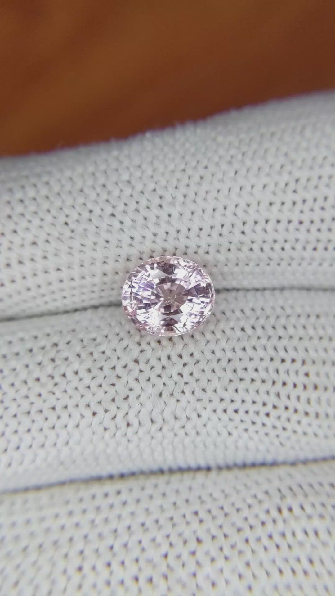 2.82 Ct. Pink Sapphire from Ceylon (Sri Lanka) Size Video