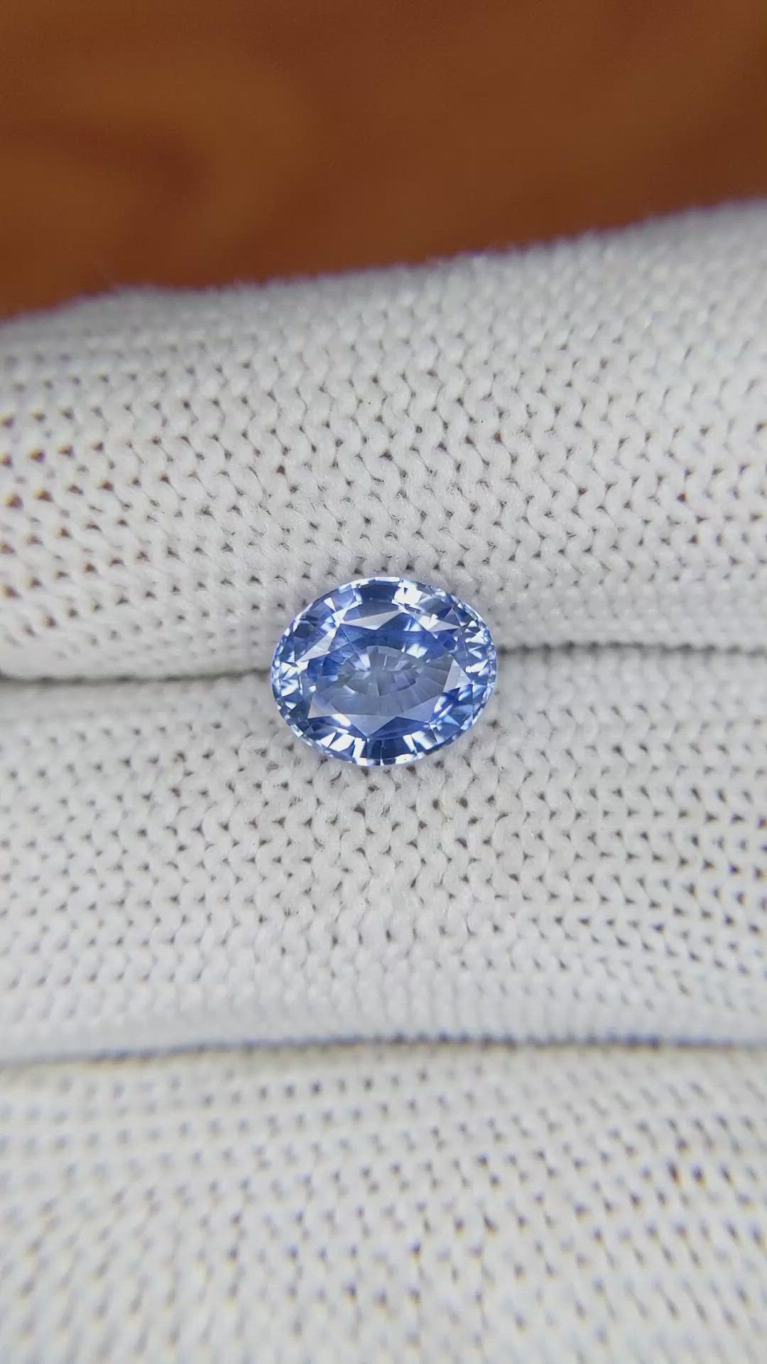 2.57 Ct. Blue Sapphire from Ceylon (Sri Lanka) Size Video
