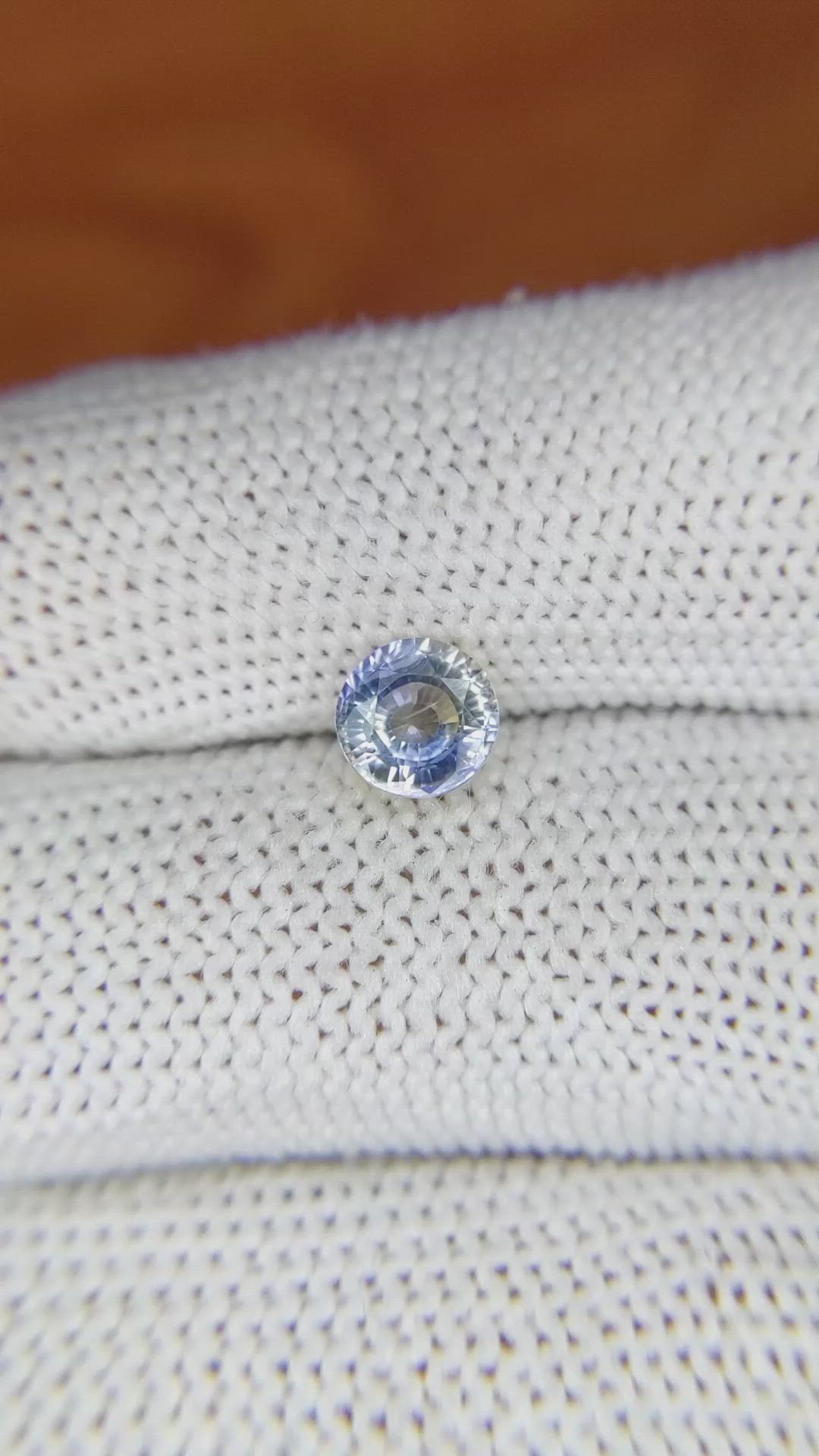 1.15 Ct. Bi Color Sapphire from Ceylon (Sri Lanka) Size Video