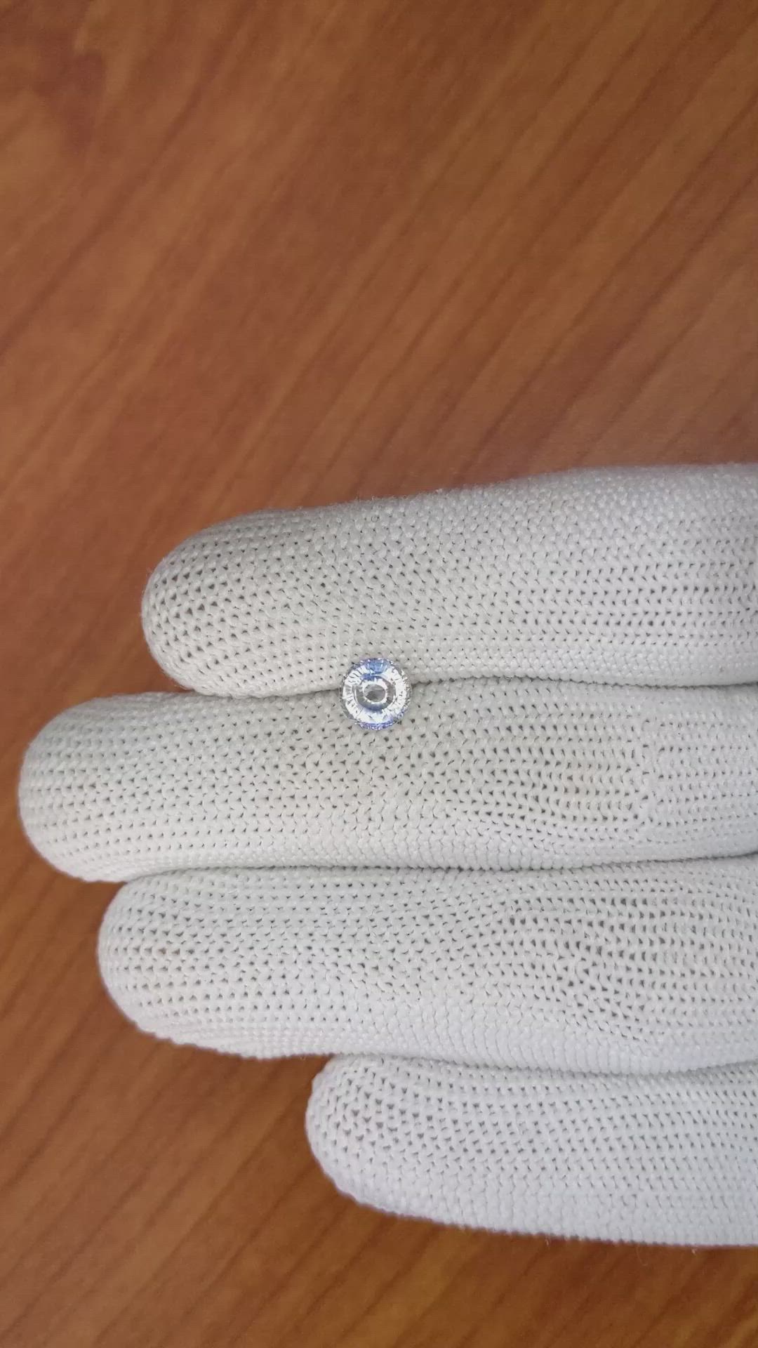 1.15 Ct. Bi Color Sapphire from Ceylon (Sri Lanka) Size Video