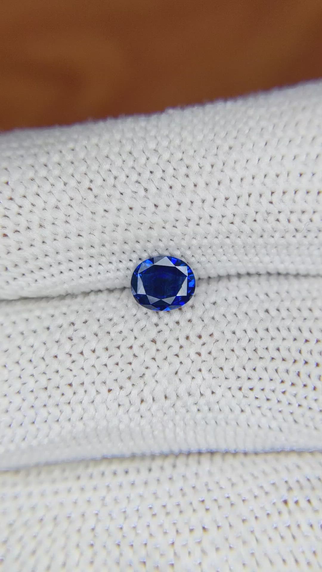 0.66 Ct. Blue Sapphire from Ceylon (Sri Lanka) Size Video