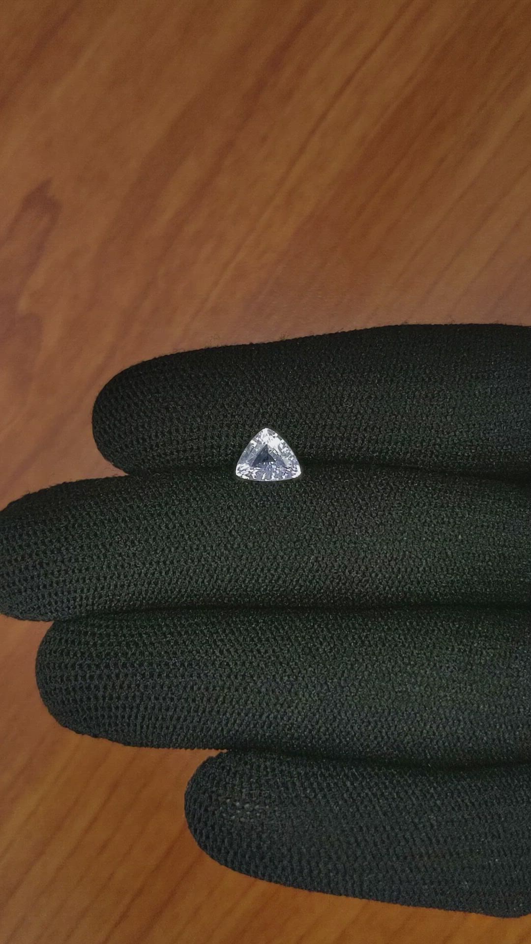 1.23 Ct. White Sapphire from Ceylon (Sri Lanka) Size Video