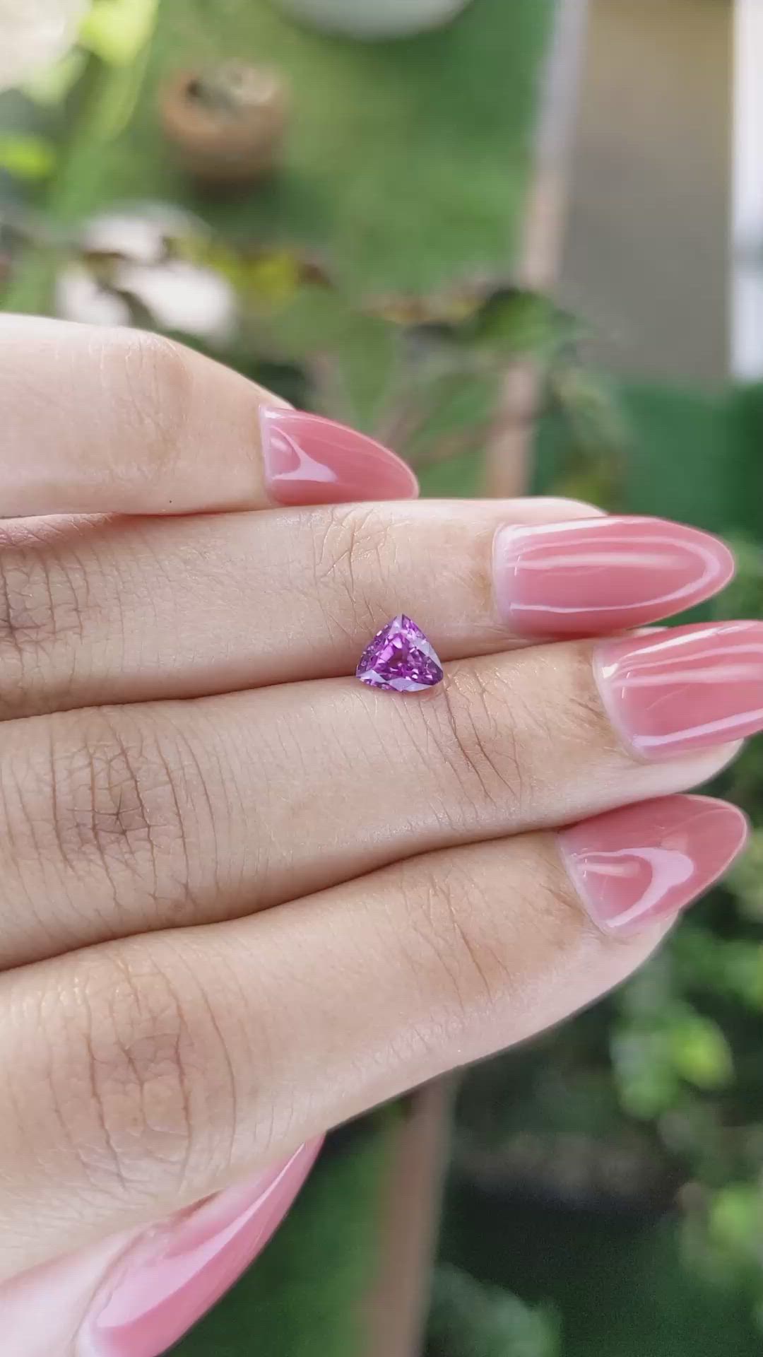 0.83 Ct. Pinkish Purple Sapphire from Ceylon (Sri Lanka) Size Video