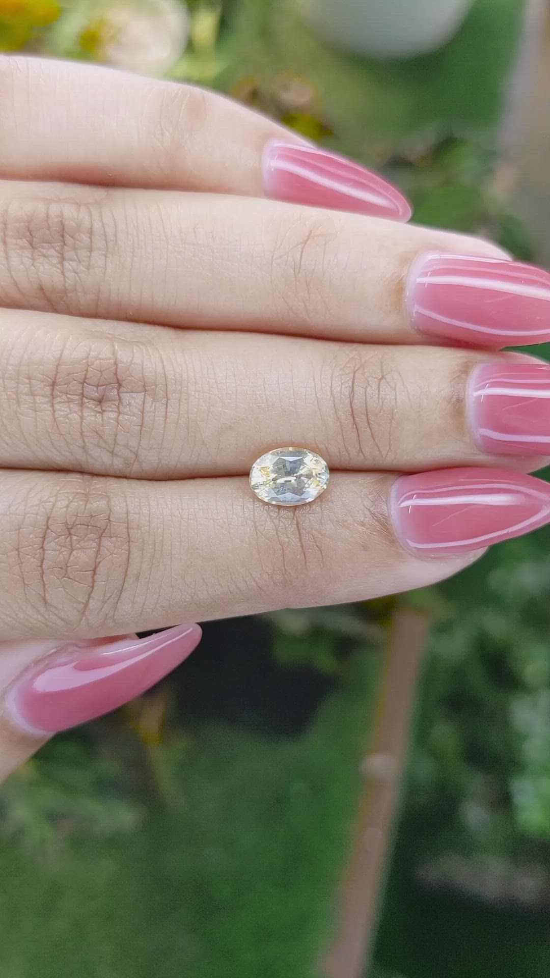 1.35 Ct. Yellow Sapphire from Ceylon (Sri Lanka) Size Video