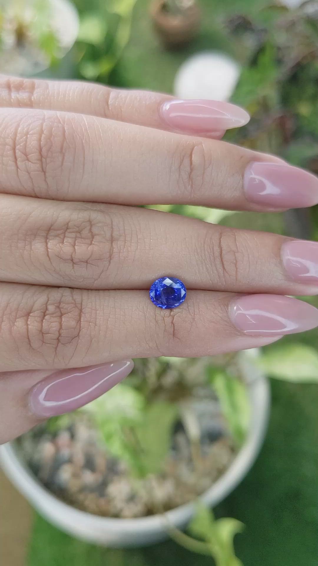 1.11 Ct. Blue Sapphire from Ceylon (Sri Lanka) Size Video