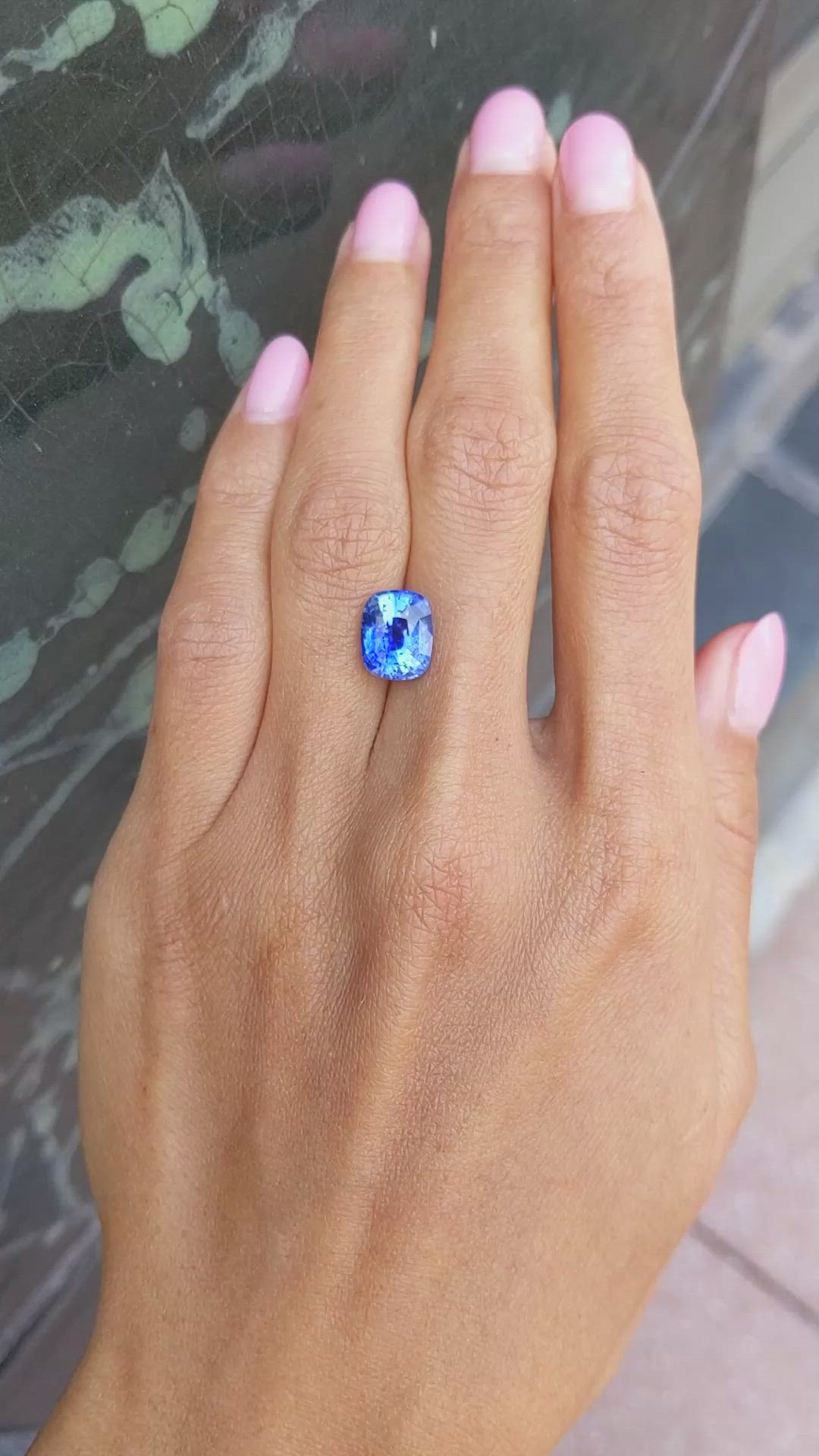 4.49 Ct. Blue Sapphire from Ceylon (Sri Lanka) Size Video