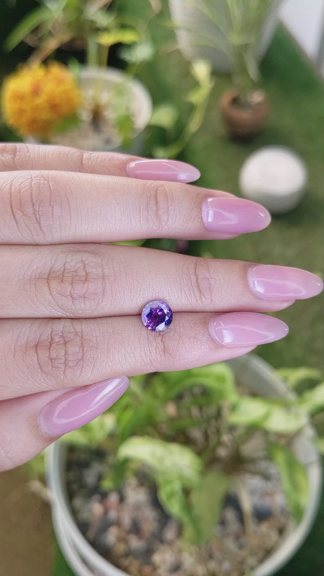 1.39 Ct. Bluish Purple Sapphire from Ceylon (Sri Lanka) Size Video