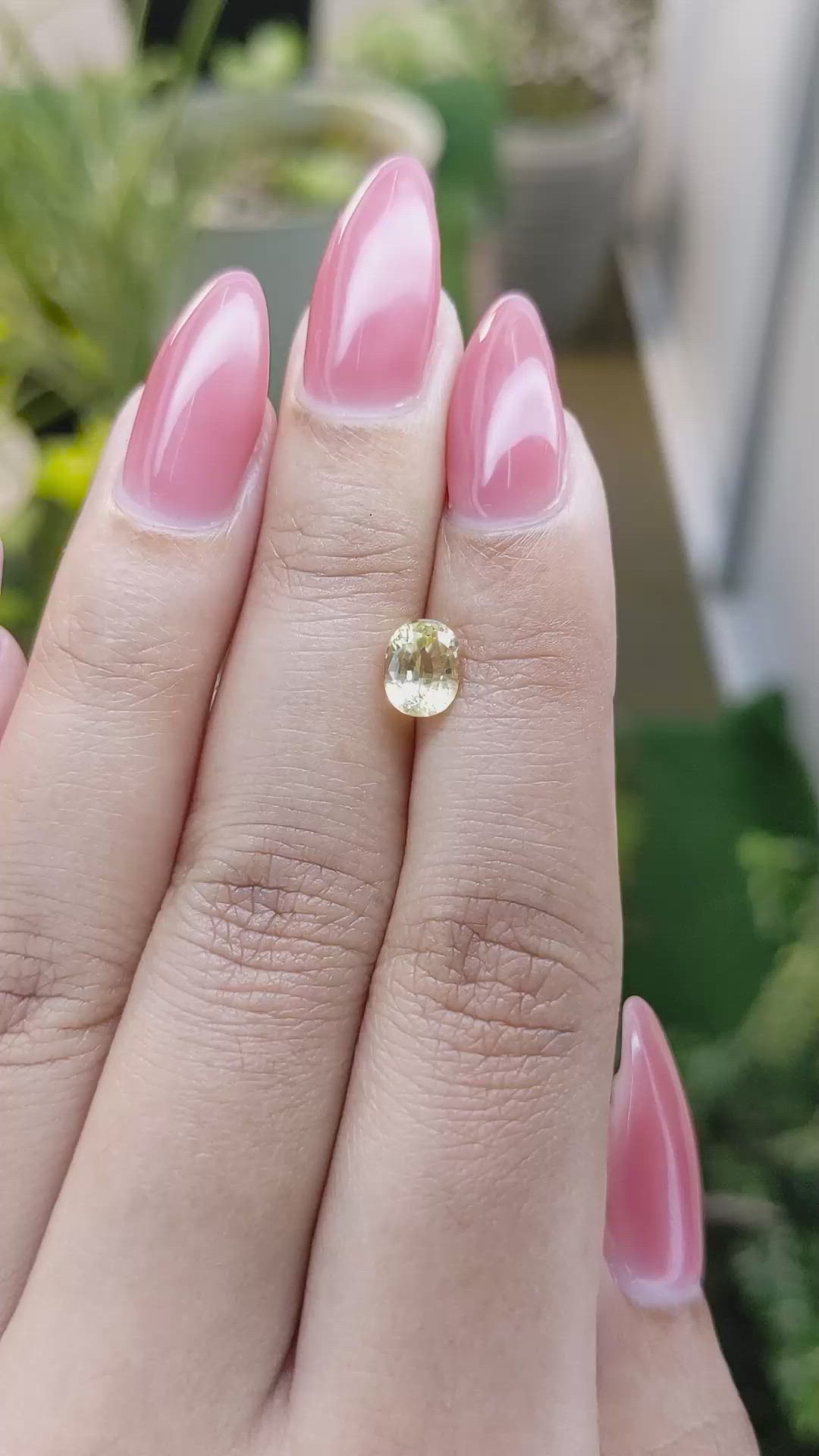 1.31 Ct. Yellow Sapphire from Ceylon (Sri Lanka) Size Video