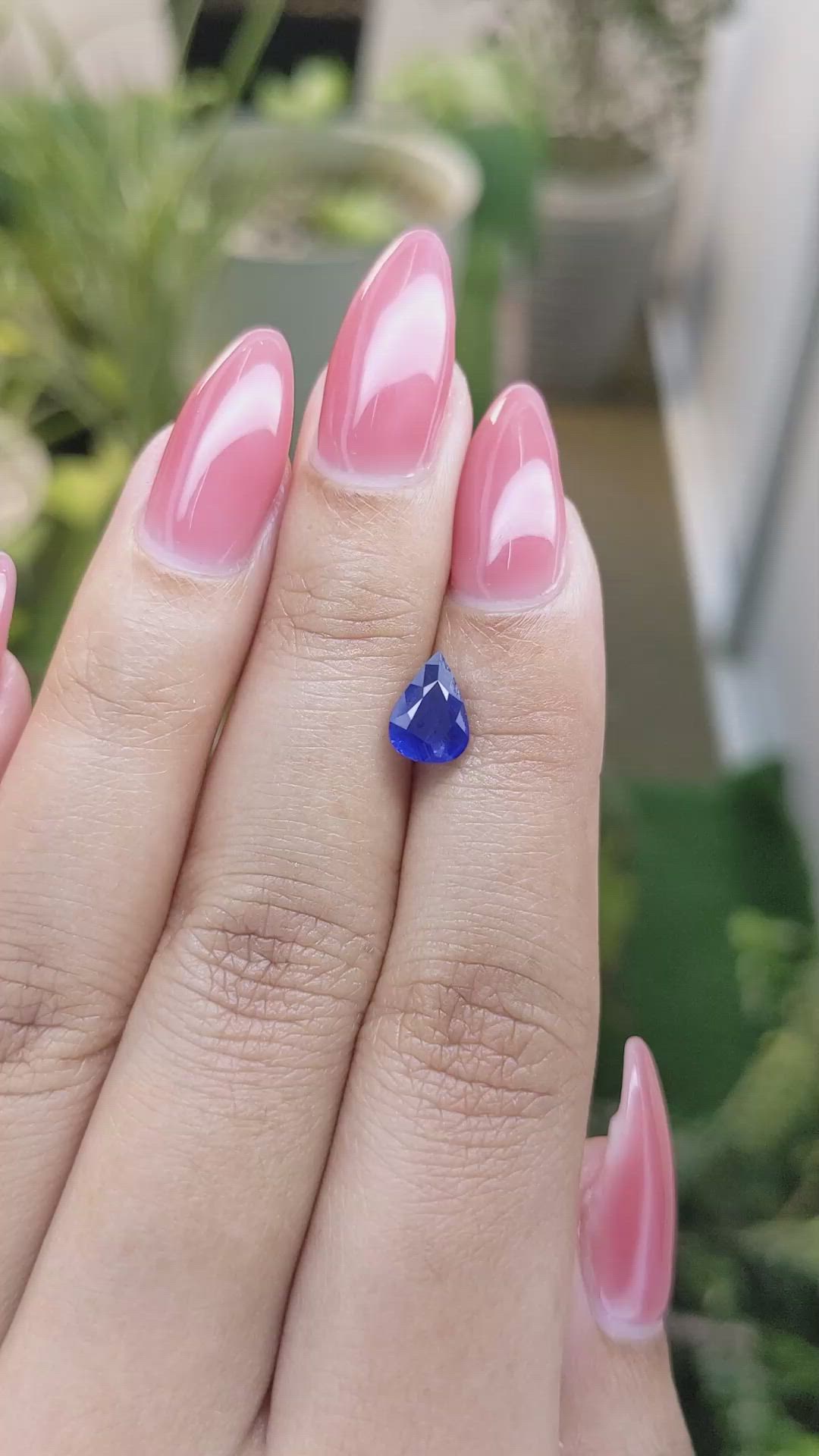 1.35 Ct. Blue Sapphire from Ceylon (Sri Lanka) Size Video