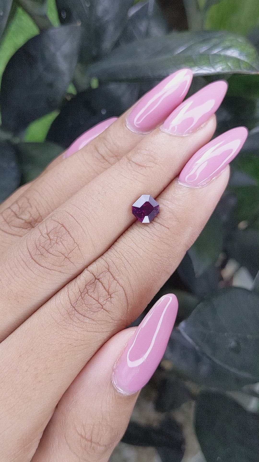 1.05 Ct. Pinkish Purple Sapphire from Tanzania Size Video