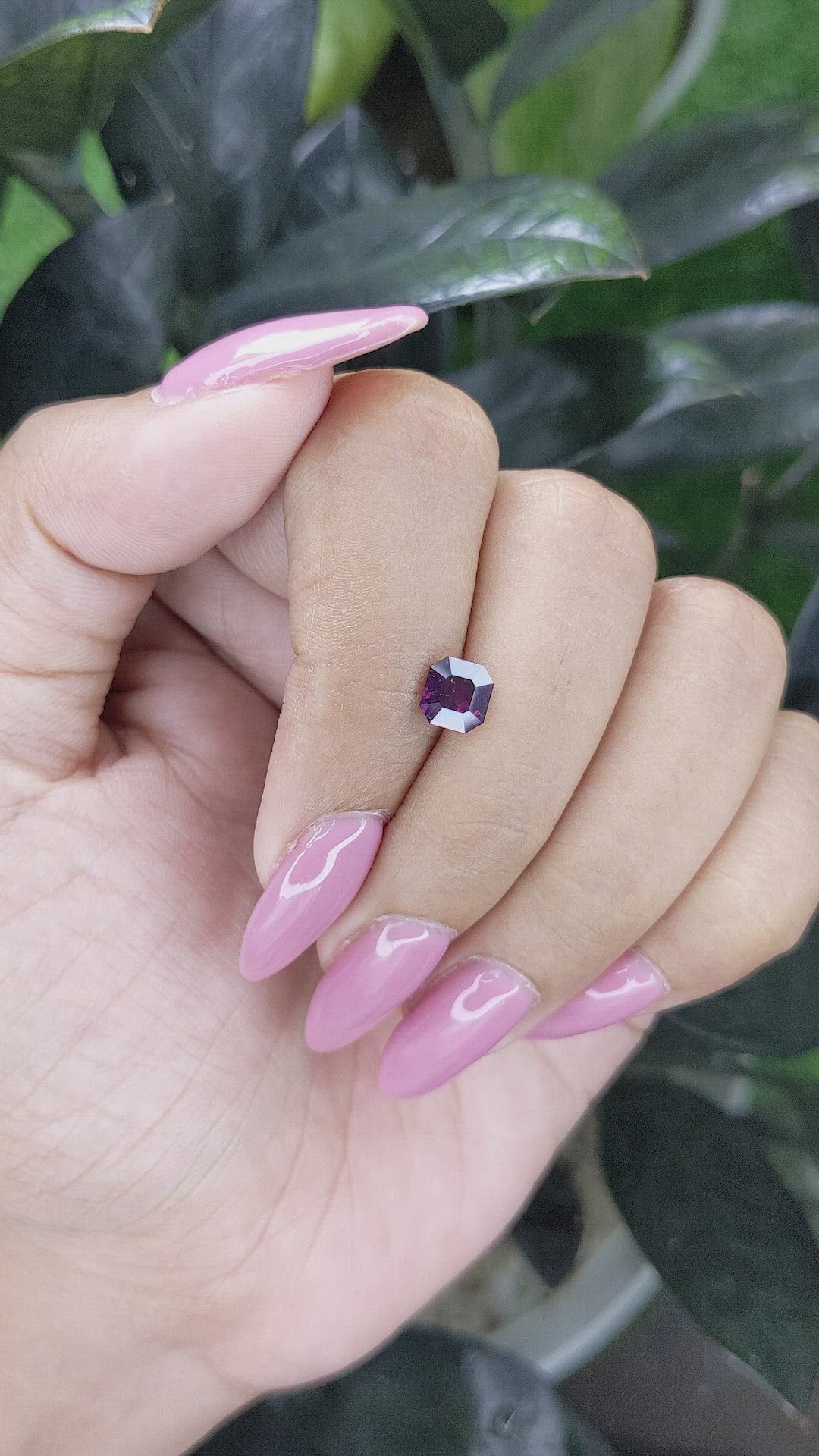 1.05 Ct. Pinkish Purple Sapphire from Tanzania Size Video