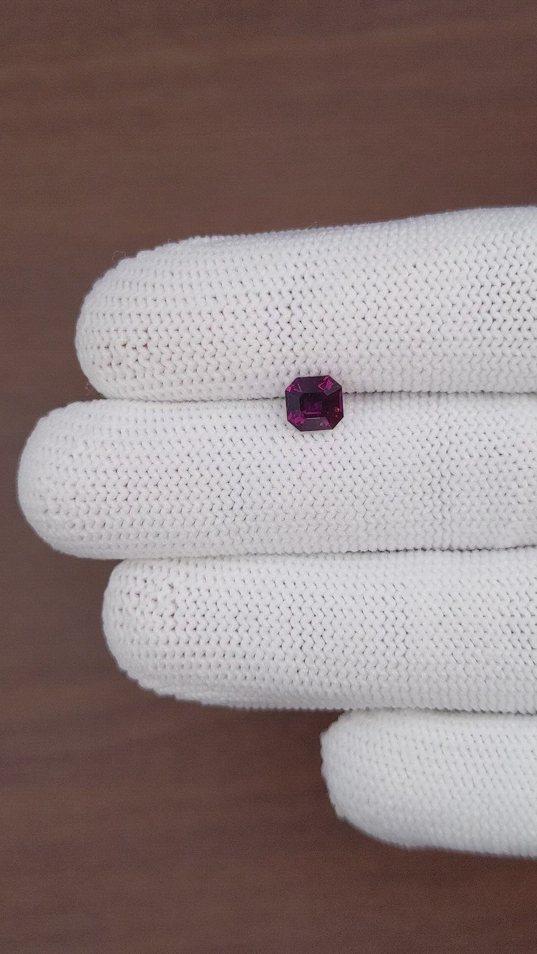 1.05 Ct. Pinkish Purple Sapphire from Tanzania Size Video