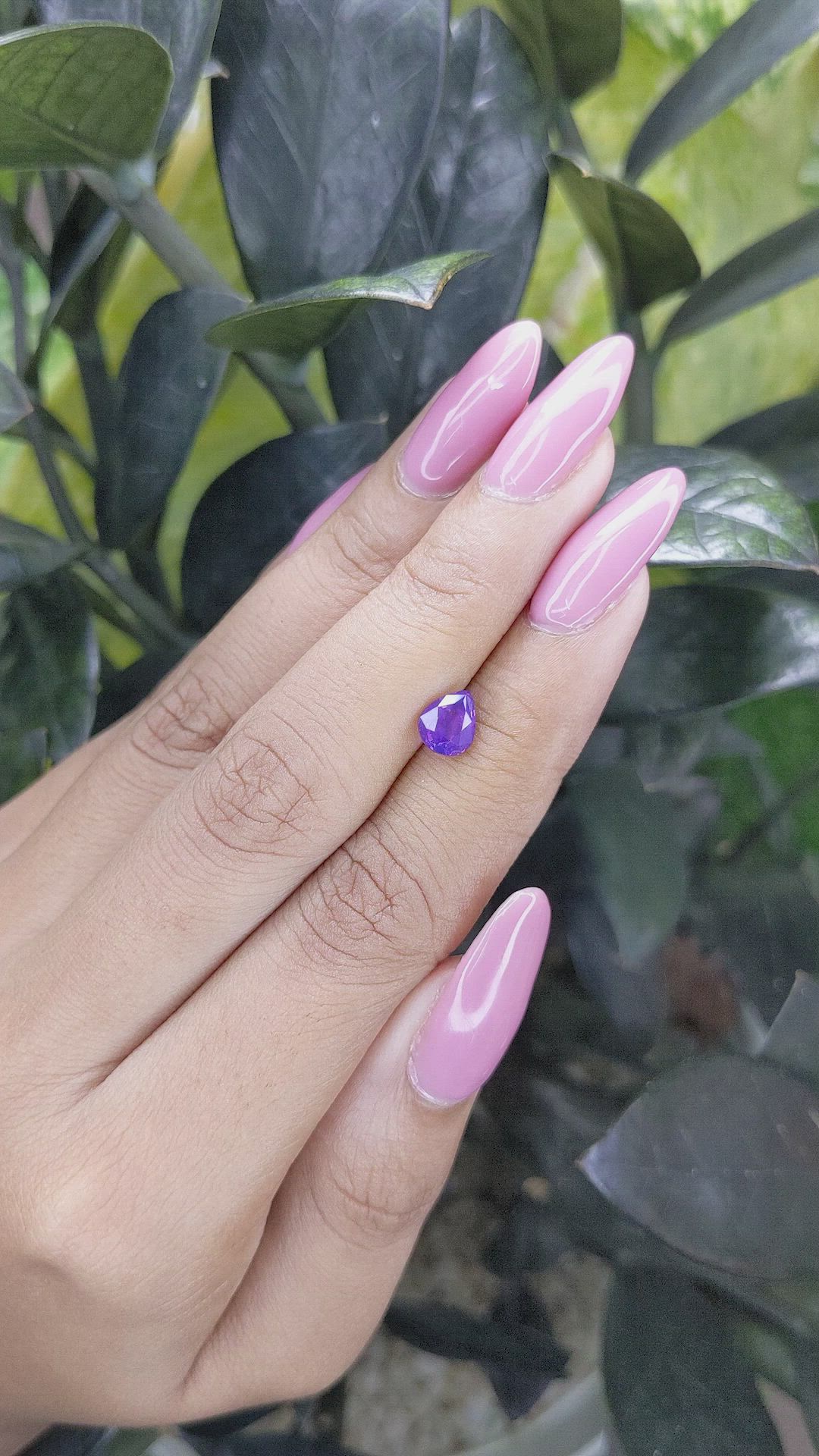 1.25 Ct. Pinkish Purple Sapphire from Tanzania Size Video