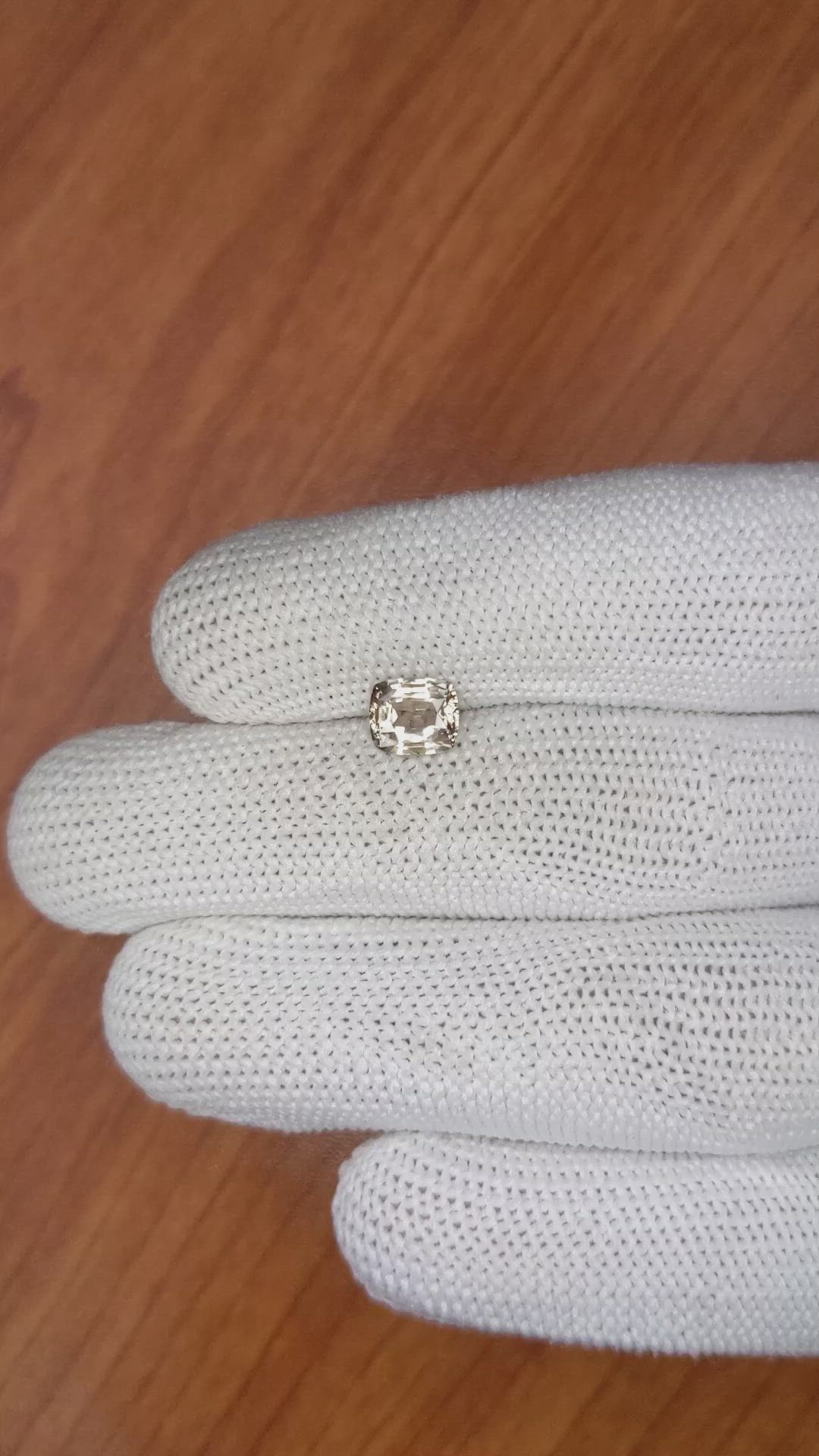 1.16 Ct. Yellowish Brown Sapphire from Ceylon (Sri Lanka) Size Video