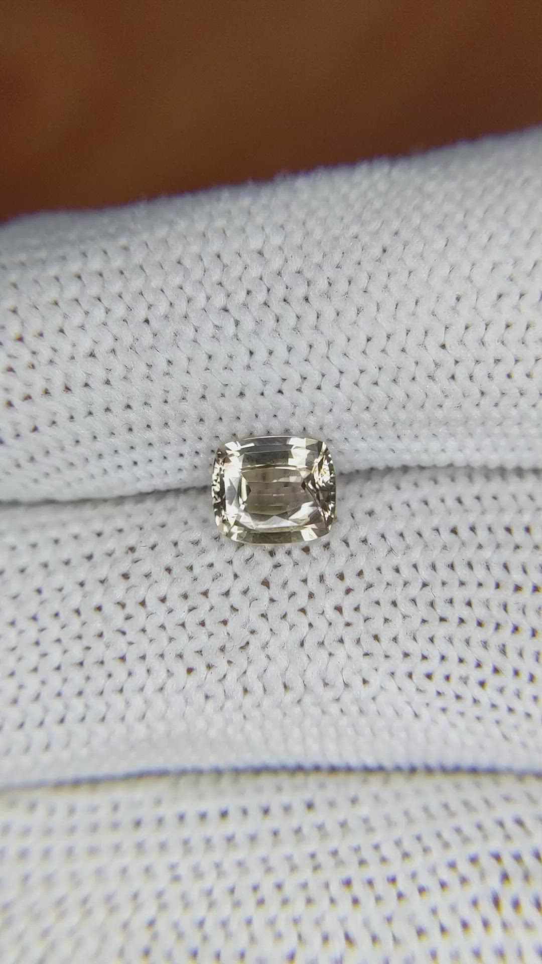 1.16 Ct. Yellowish Brown Sapphire from Ceylon (Sri Lanka) Size Video