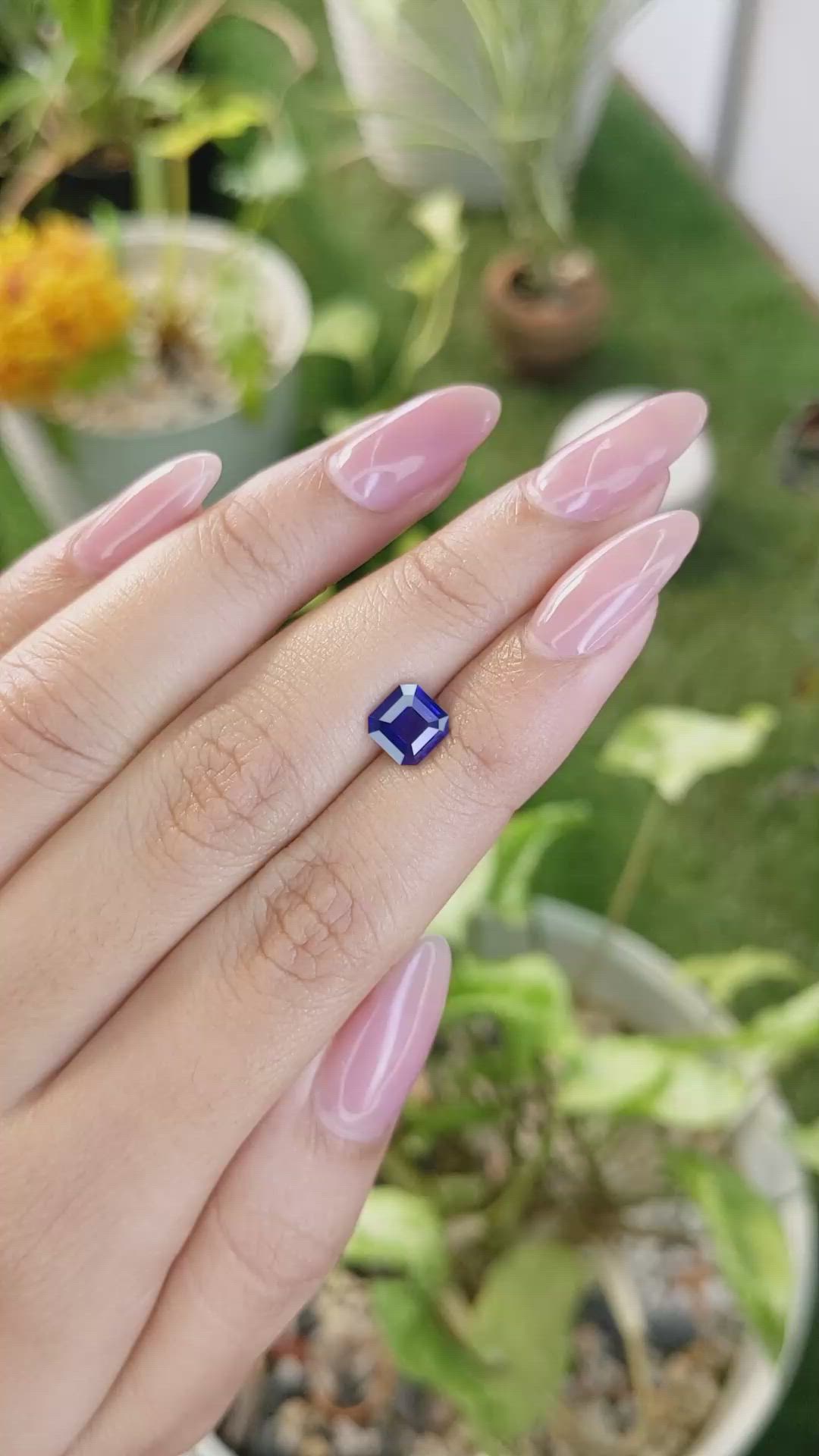 1.38 Ct. Blue Sapphire from Ceylon (Sri Lanka) Size Video